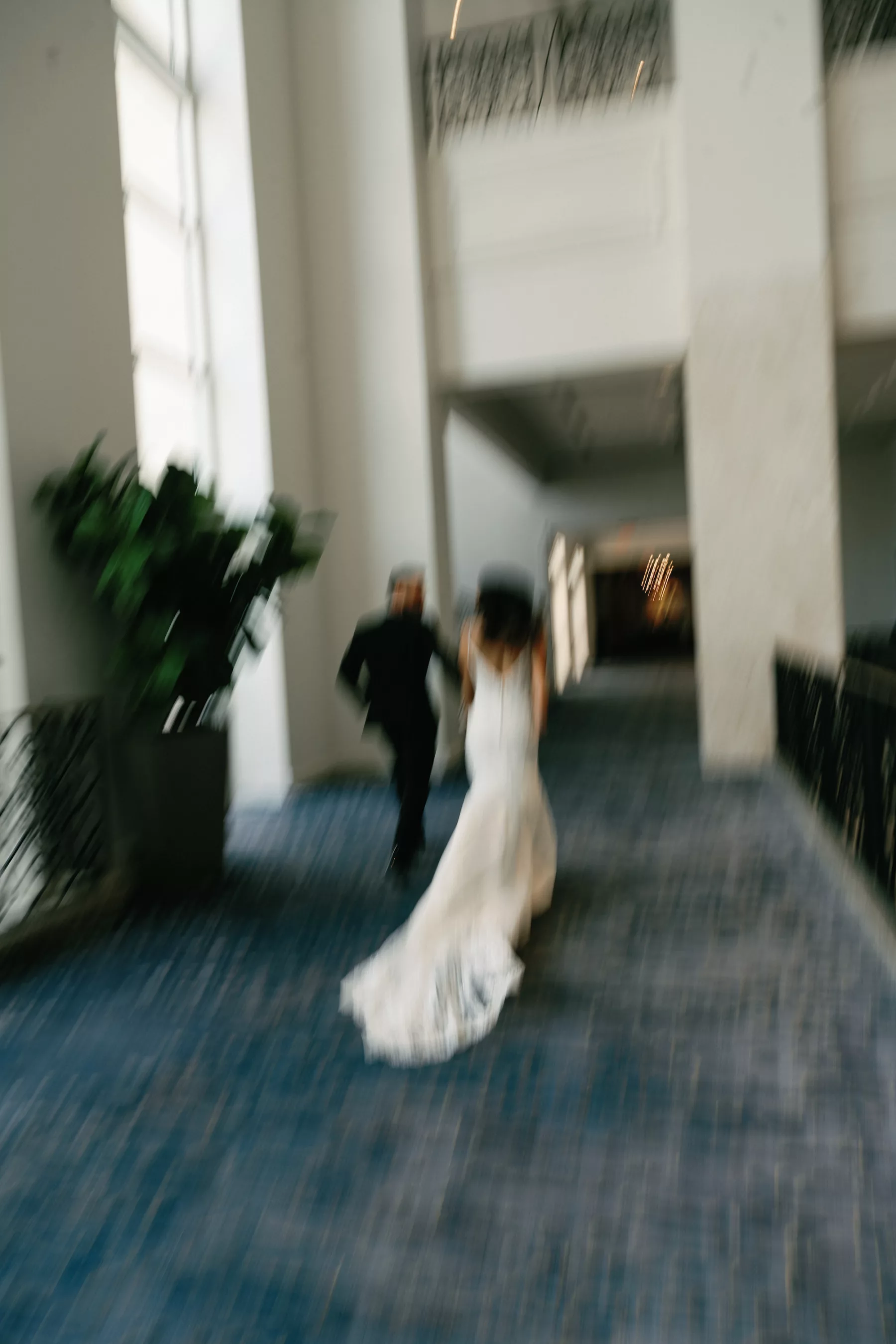 Blurry Bride and Groom Wedding Portrait | Tampa Photographer Dewitt for Love Photography