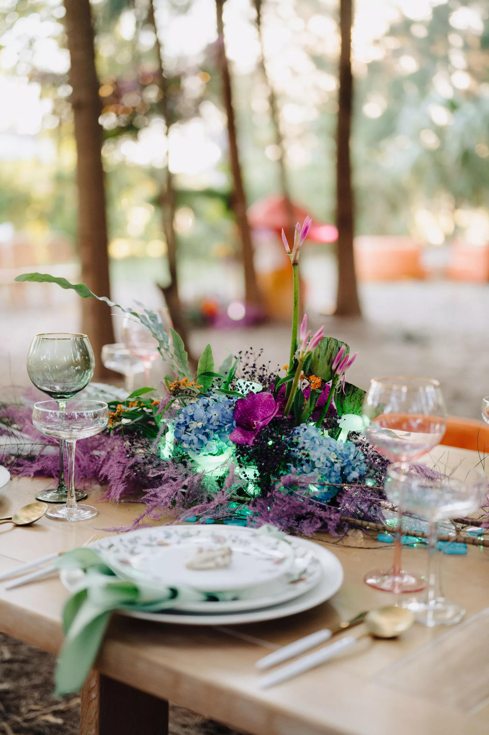 Whimsical Wedding Reception Centerpiece Decor Ideas | Blue Hydrangeas, Purple Orchids | Tampa Planner Wilder Mind Events