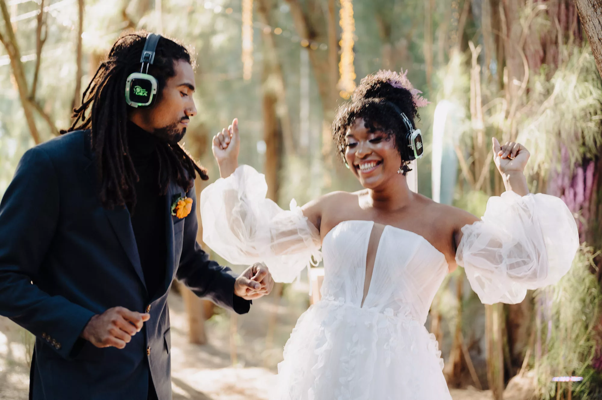Bride and Groom Wedding Reception Silent Disco Inspiration | Tampa Bay Content Creator Behind The Vows