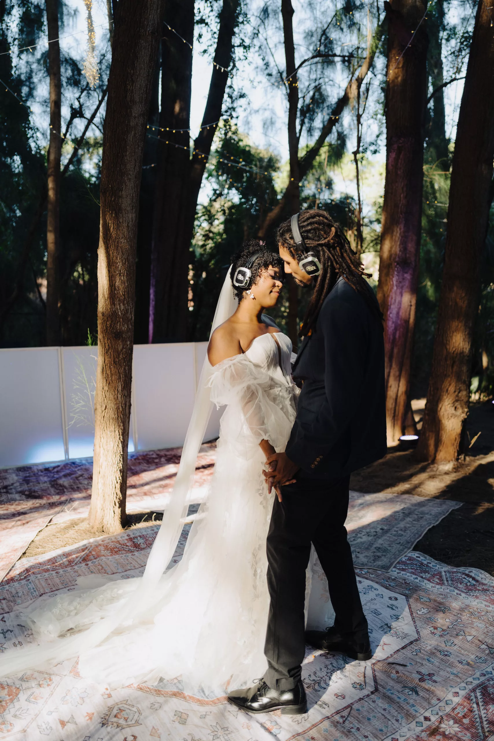 Bride and Groom Wedding Reception Silent Disco Inspiration | Tampa Bay Photographer McNeile Photography | Outdoor Private Estate Wedding Venue Royal Pine Estate