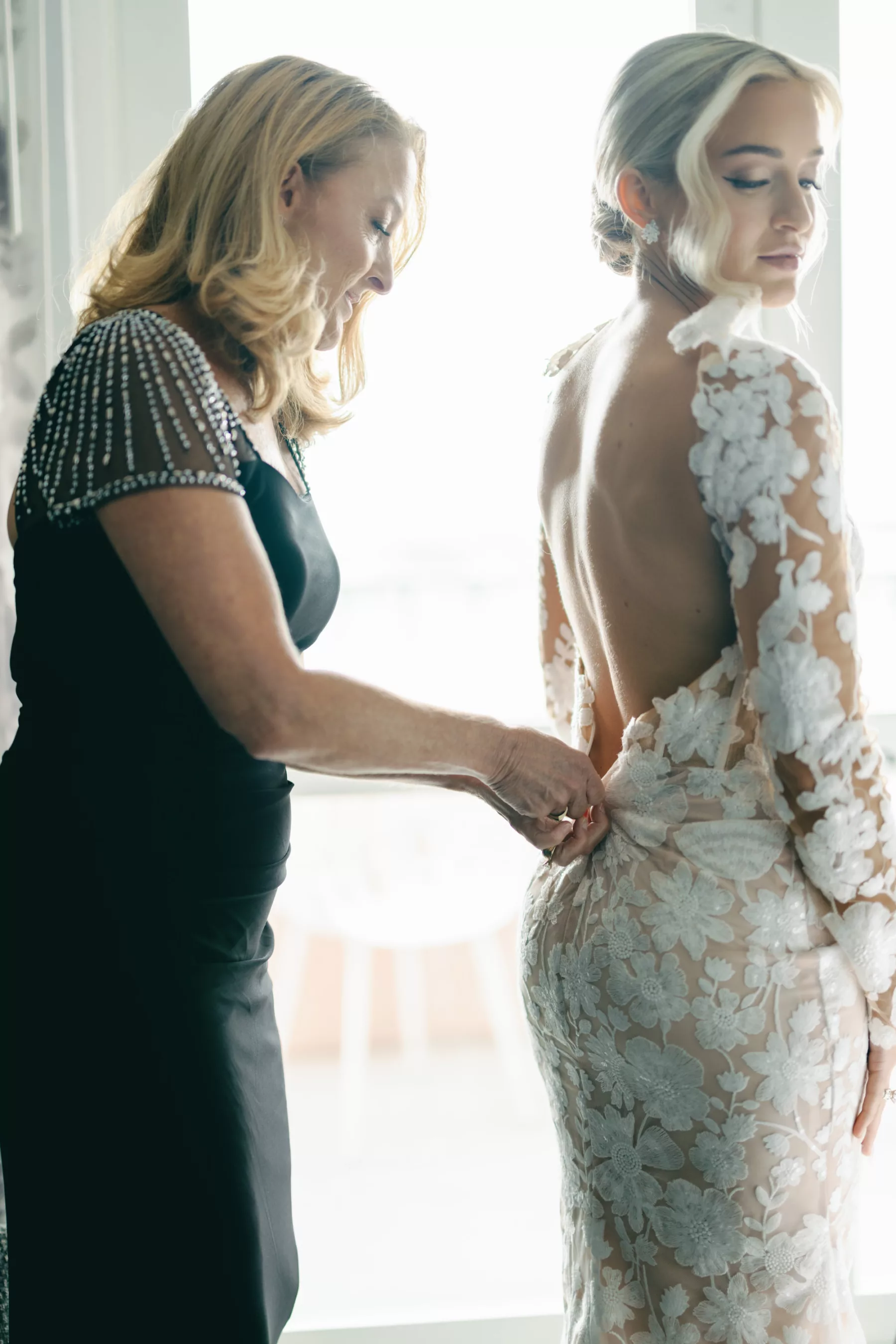 Bride Getting Ready Wedding Portrait | Black Mother of the Bride Dress Ideas | Long Sleeve Embroidered Flower Fit and Flare Anne Barge Solana Wedding Dress Inspiration