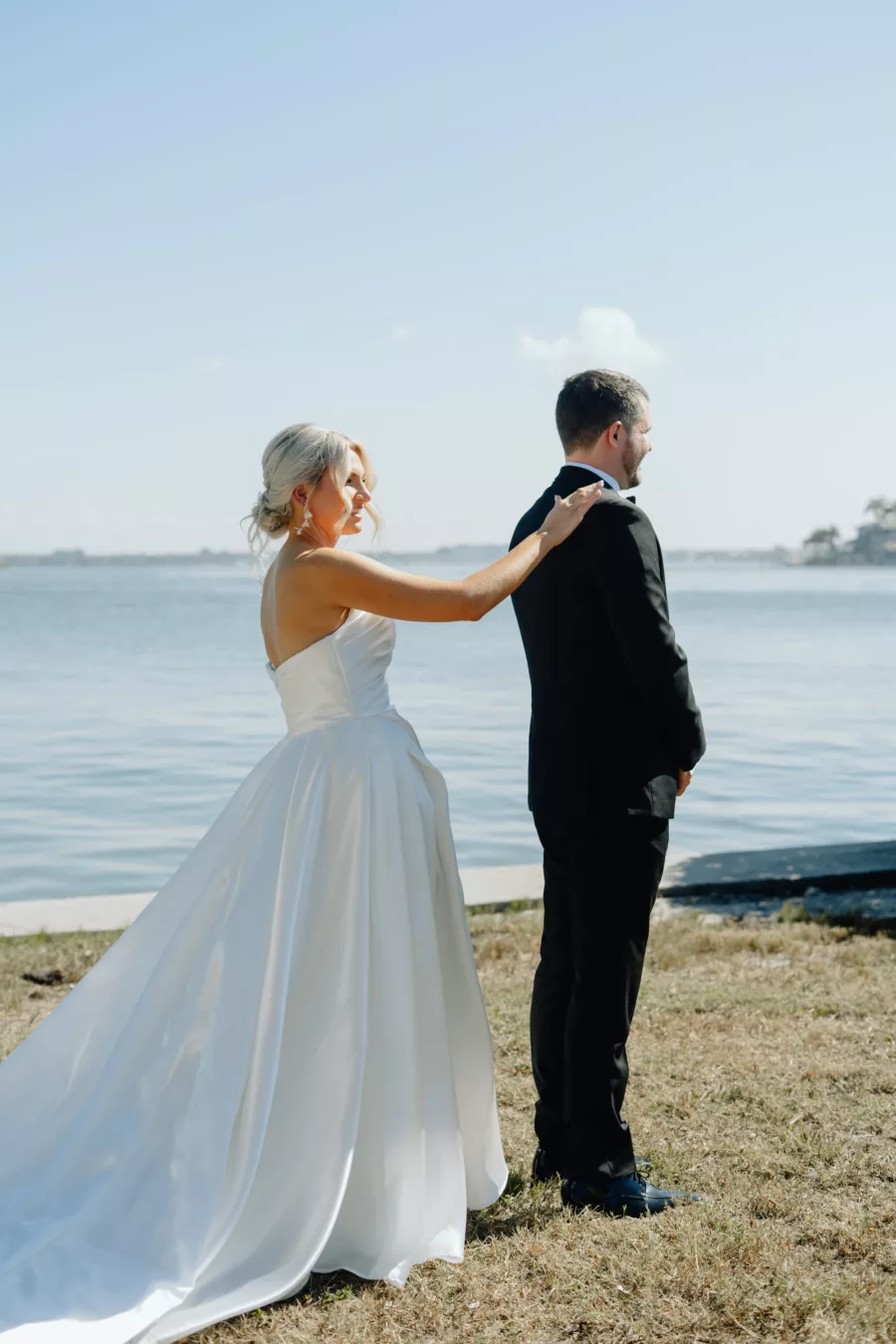 Bride and Groom First Look Wedding Portrait | Tampa Bay Content Creator Behind The Vows