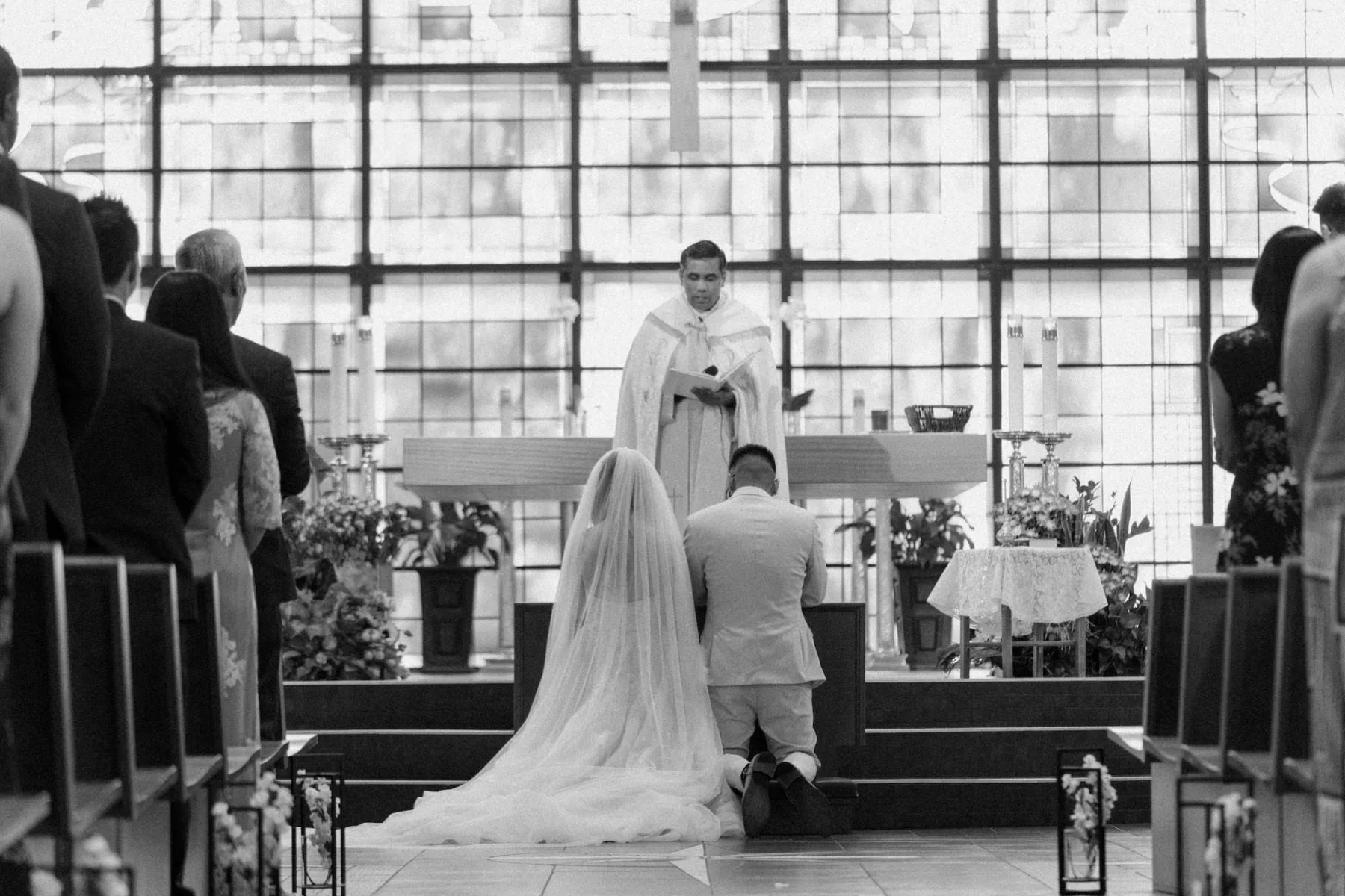 Traditional Catholic Wedding Ceremony Inspiration | Tampa Bay Photographer J&S Media | Lakeland St. Paul Catholic Church