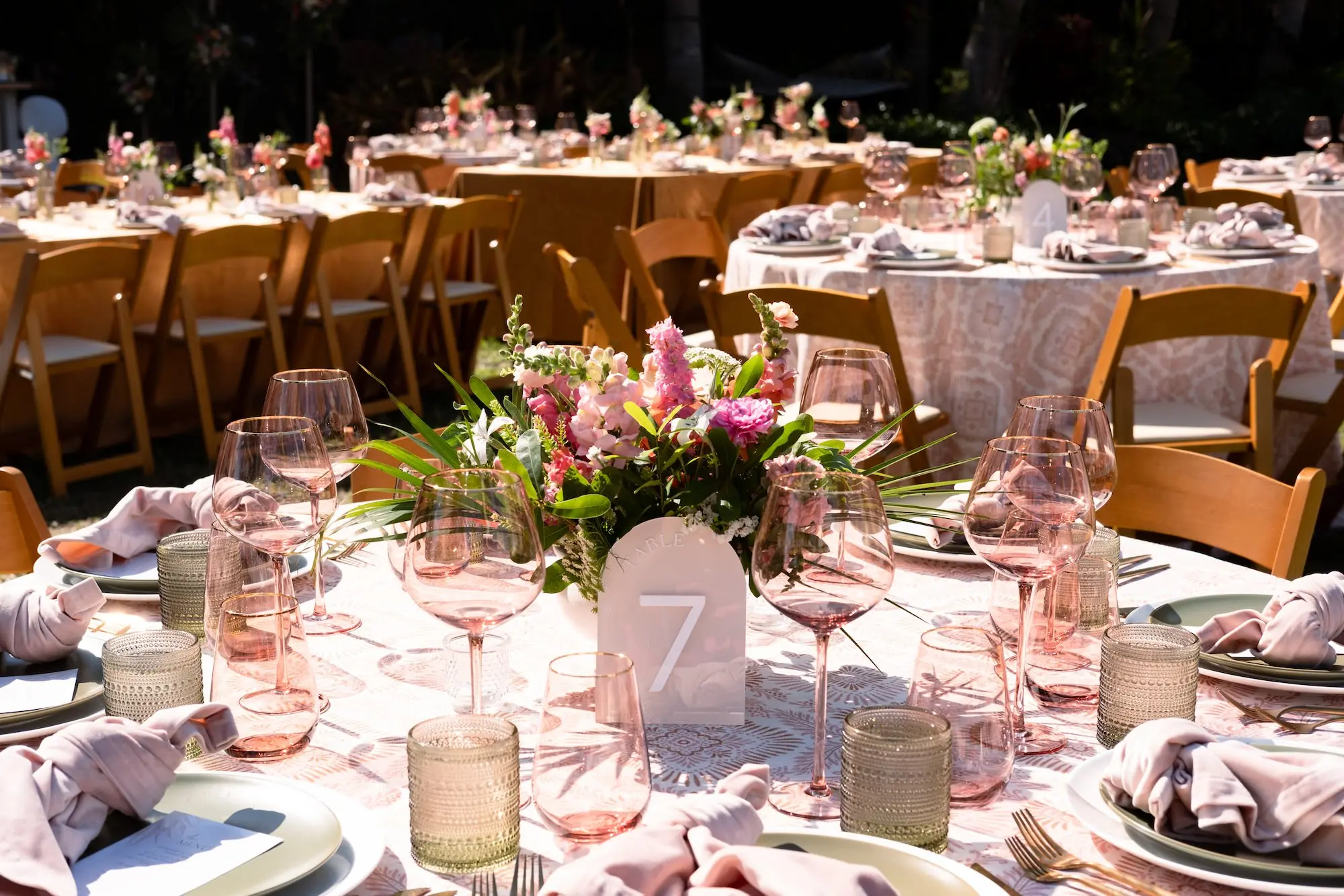 22Romantic Boho Spring Wedding Inspiration jpg
