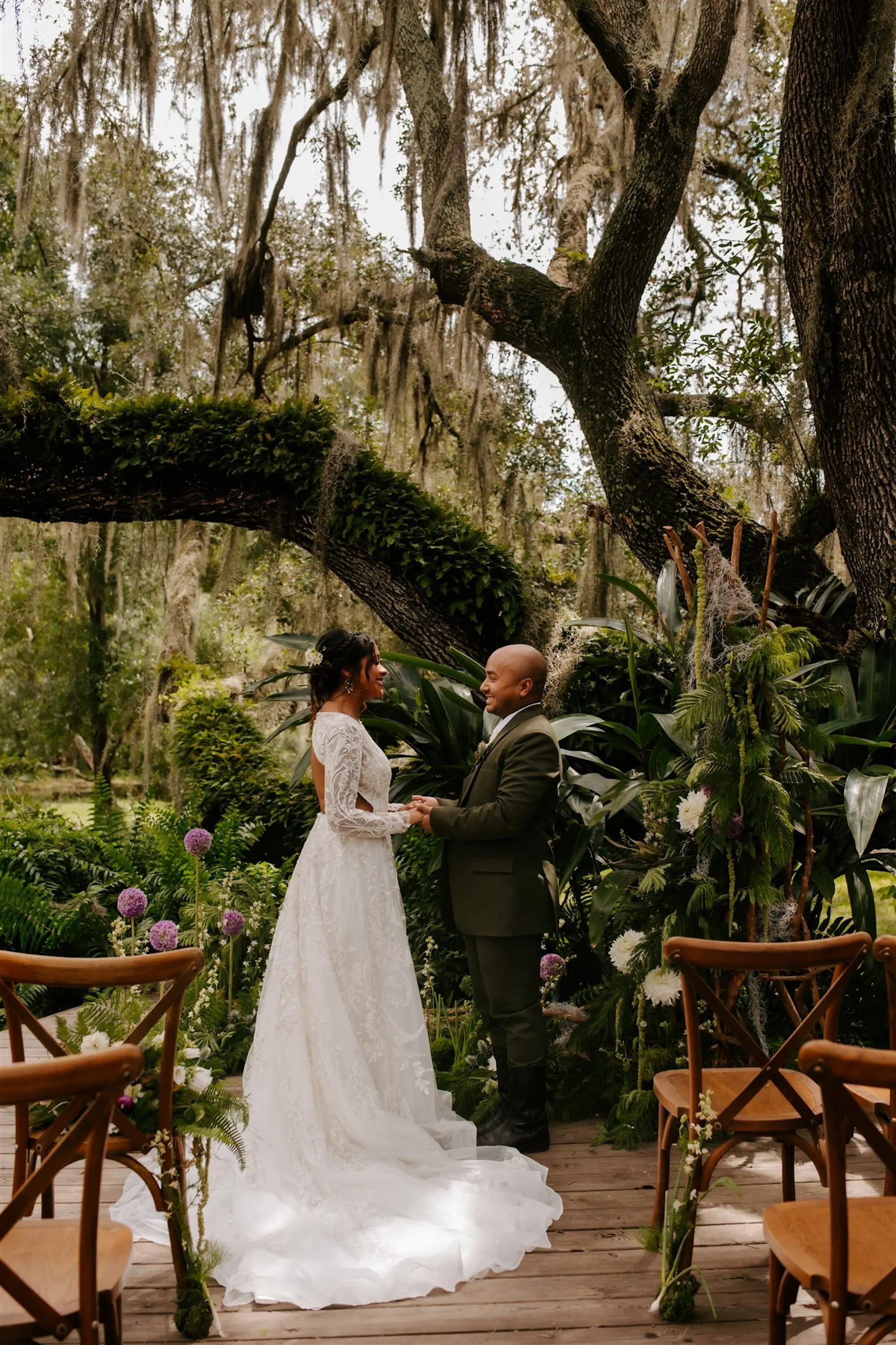 Bride and Groom Forest Inspired Wedding Ceremony Ideas | Tampa Bay Event Venue Mill Pond Estate | Photographer Regina As The Photographer