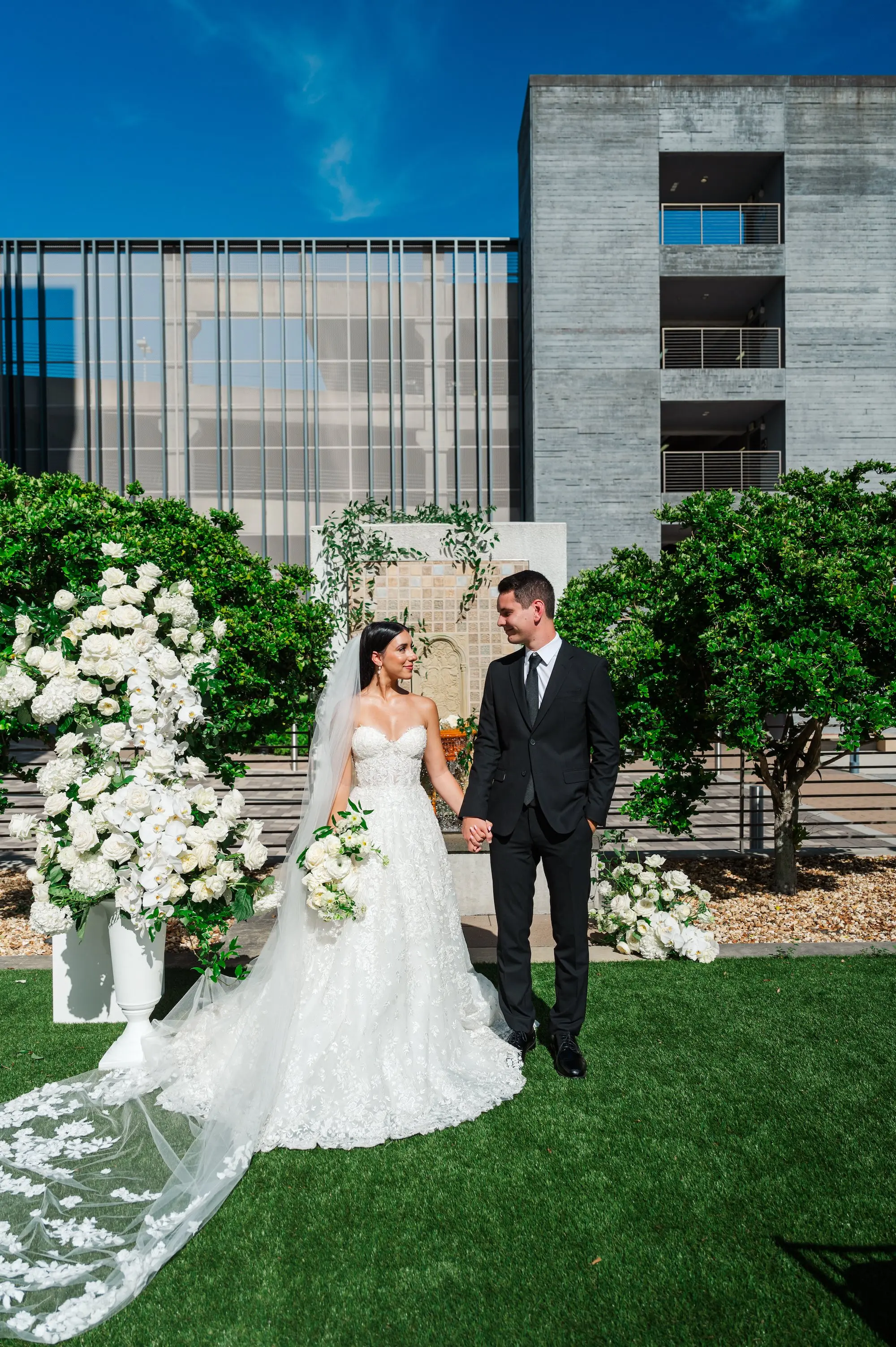 Sophisticated Cream and Taupe Modern Wedding Ceremony Inspiration | St Pete Venue Museum of the American Arts and Crafts Movement | Florist Bruce Wayne Florals