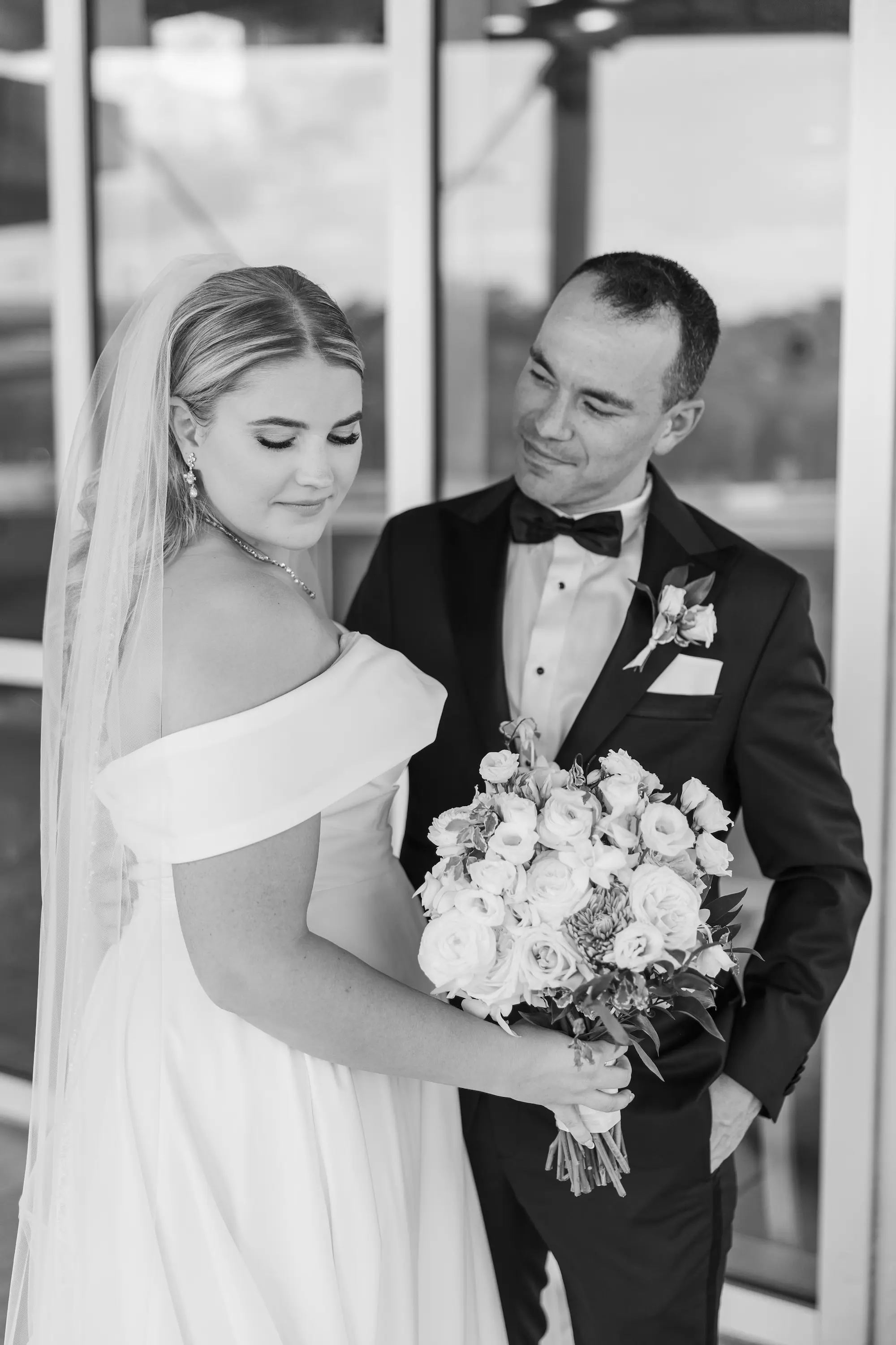 Black and White Bride and Groom Wedding Portrait | Timeless Stella York A-Line Wedding Gown with Off-the-Shoulder Neckline with Traditional Tulle Veil Inspiration | Tampa Bay Photographer Mary Anna Photography
