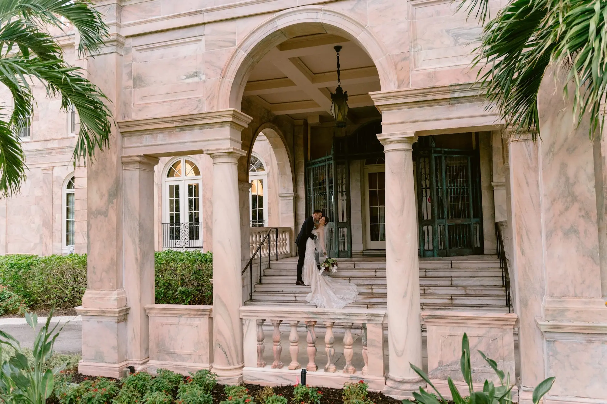 Bride and Groom Kissing Wedding Portrait | Outdoor Fall Wedding Ceremony Inspiration | Tampa Bay Photographer We The Blackwells | Historic Academic Venue The New College of Florida