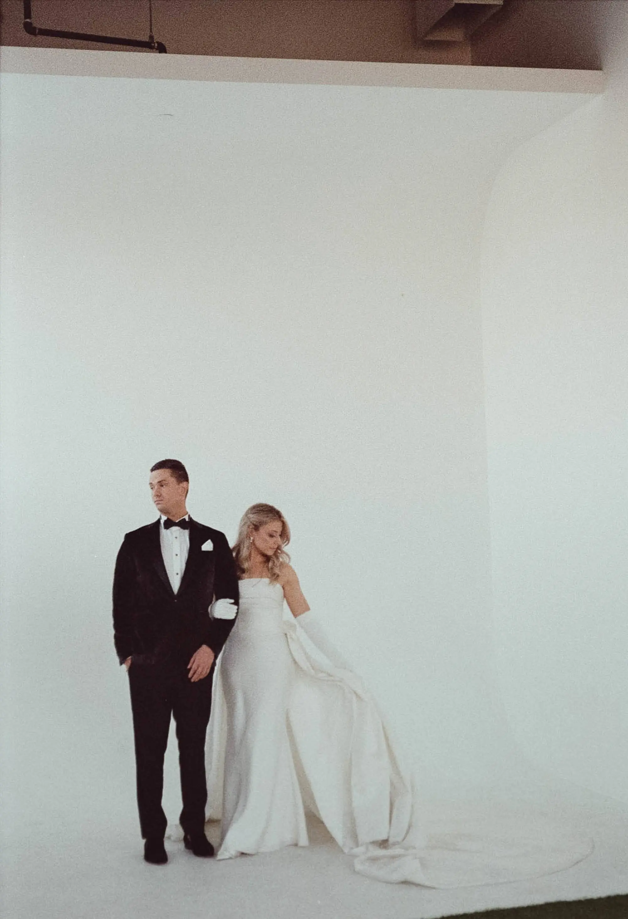 Bride and Groom Just Married Wedding Portrait | Tampa Bay Photographer Evoke Photo and Film | Event Venue Hyde House Public Studio