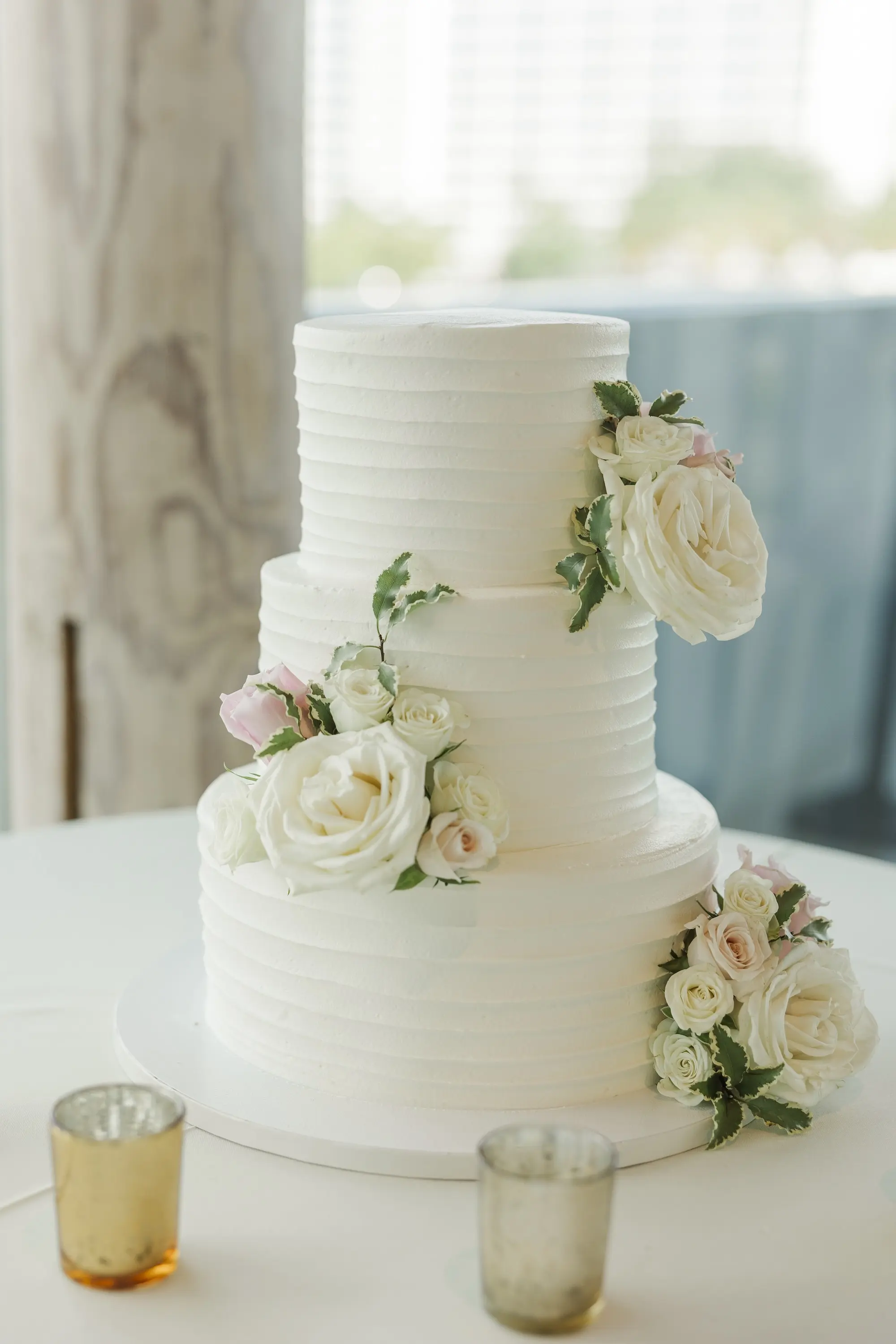 Three Tier Modern Simple Romantic Wedding Cake with White and Light Pink Roses Inspiration