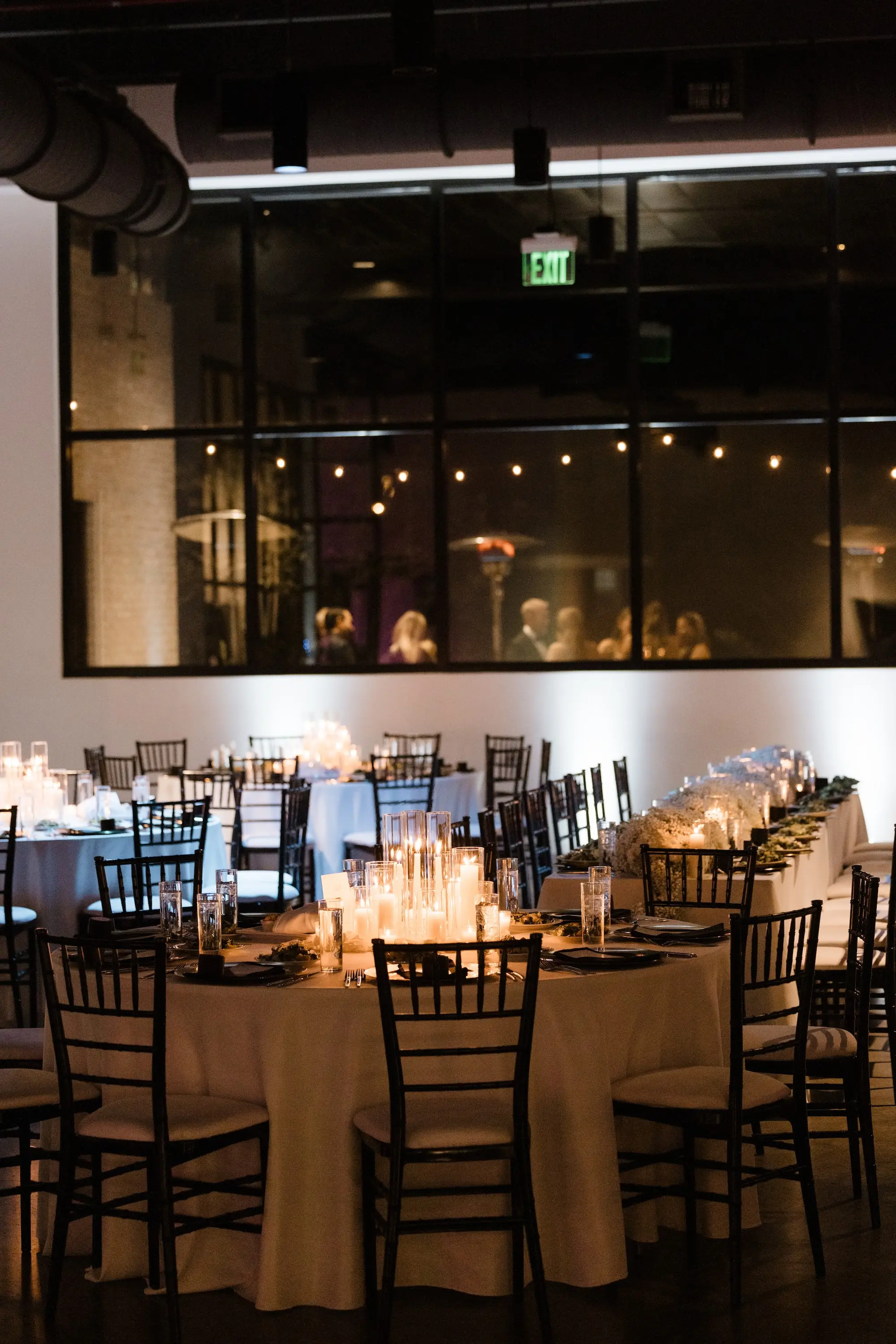 Timeless Modern Black and White Wedding Reception Ideas | Tampa Bay Event Venue Hyde House Public Studio