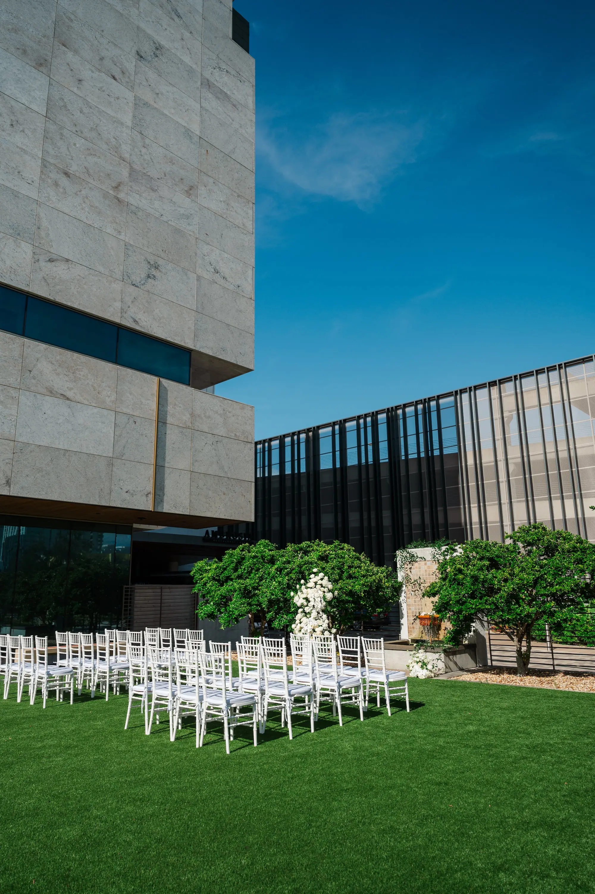 Sophisticated Cream and Taupe Modern Wedding Ceremony Decor Ideas | St Pete Event Venue Museum of the American Arts and Crafts Movement | Planner Parties A La Carte