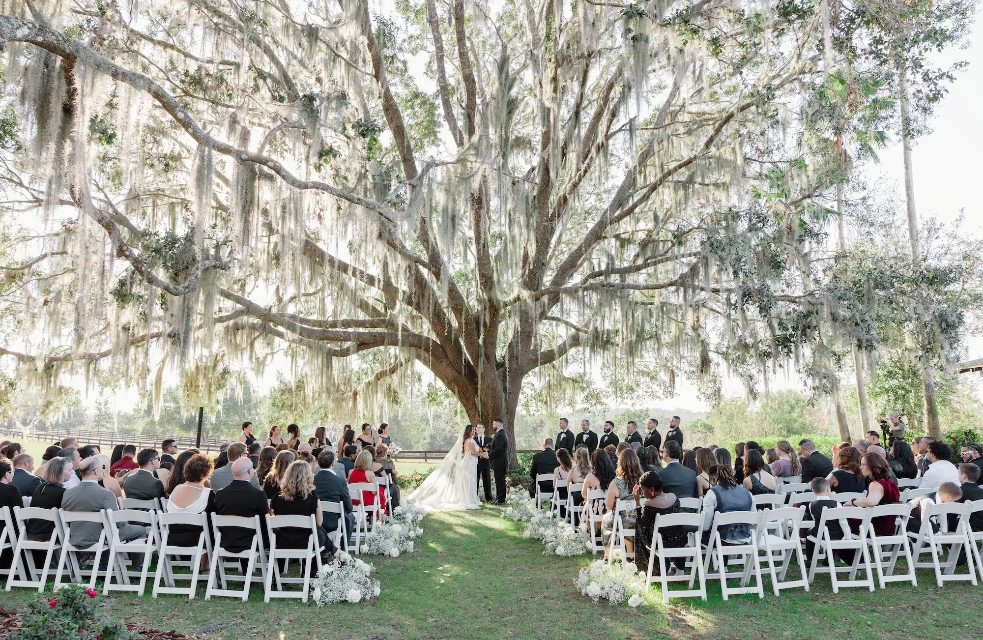 Timeless Black and White Brooksville Wedding | La Hacienda on Snow Hill