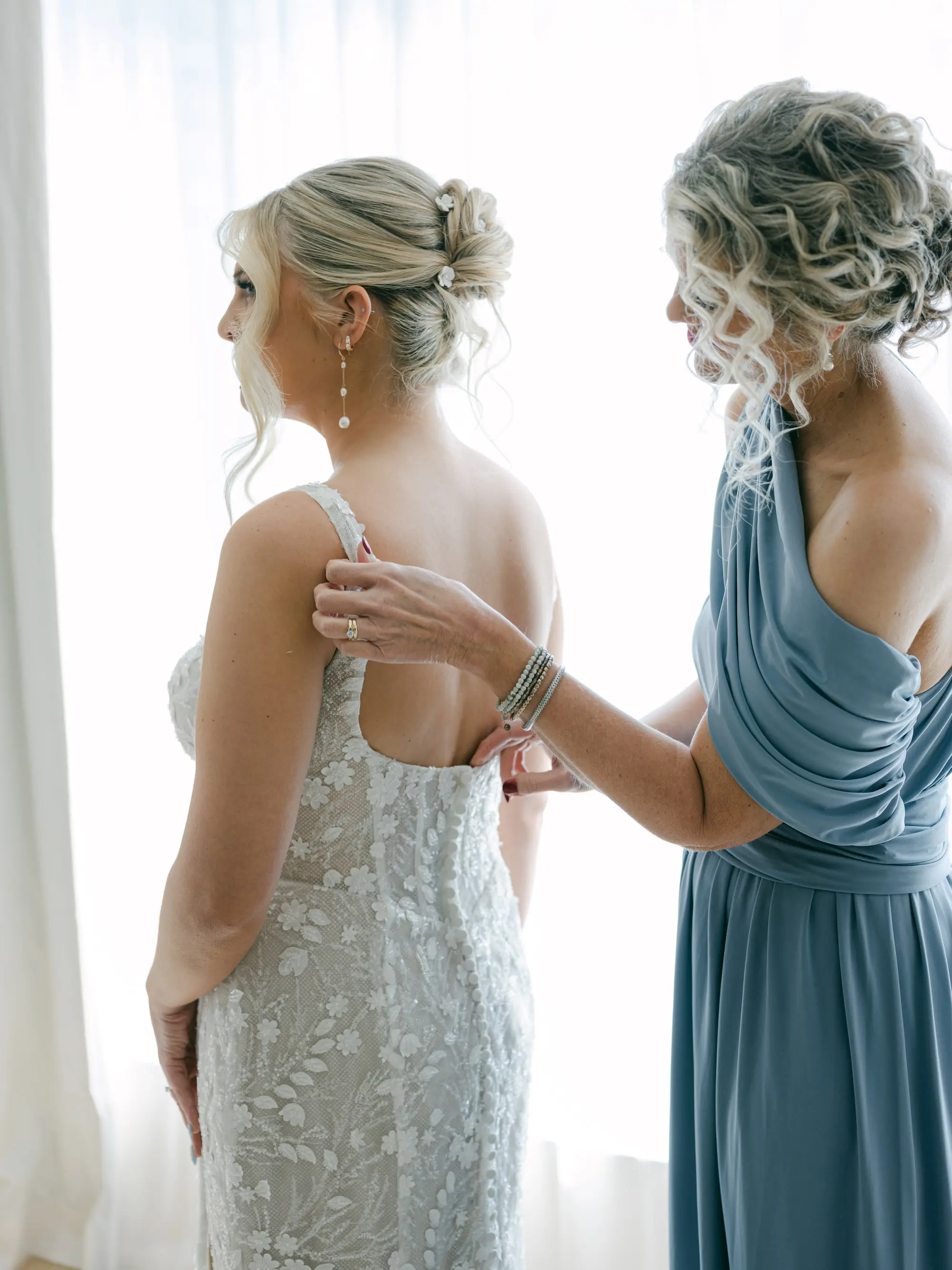 Bride and Mother Getting Ready Wedding Portrait | Tampa Bay Content Creator Behind The Vows