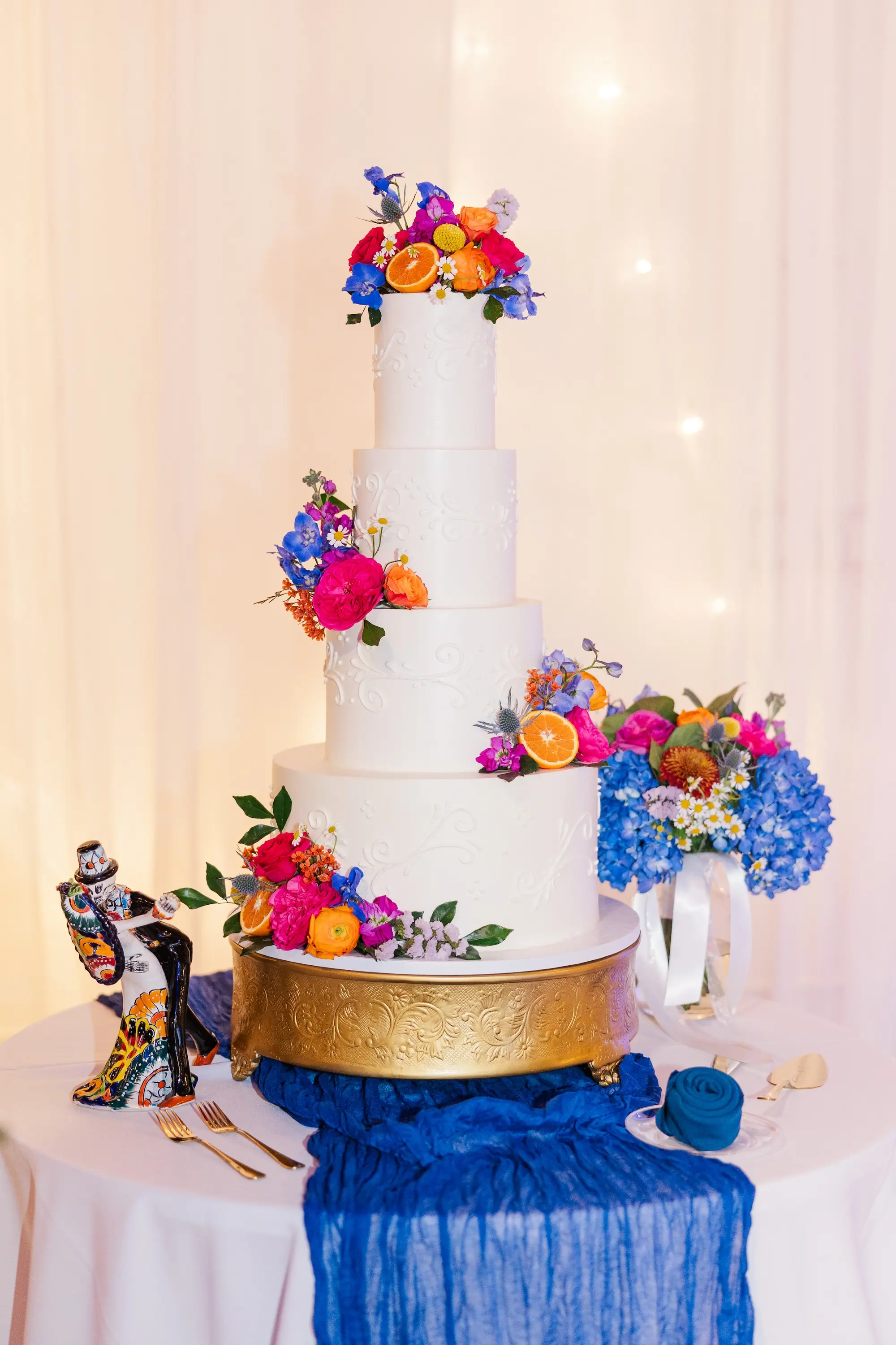 Blue Mexican-Inspired Winter Haven Wedding | Venue 650, image size:2000x3000
