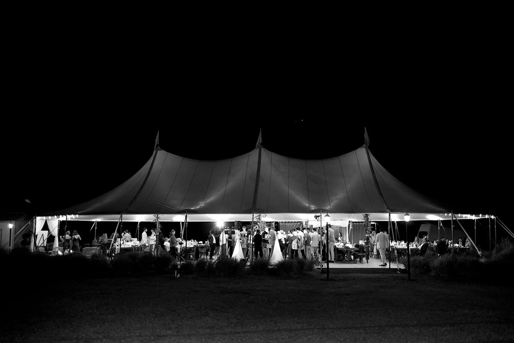Black and White Outdoor Tented Wedding Reception Inspiration | Tampa Bay Event Venue Mill Pond Estate