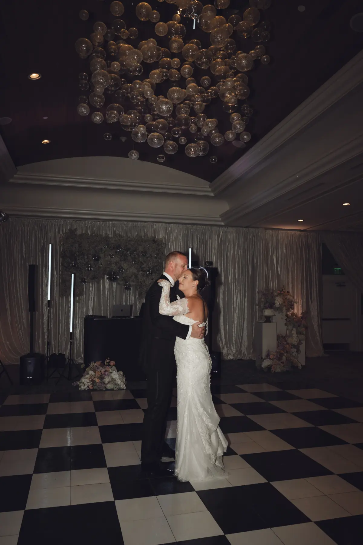 43Modern Disco Themed Florida Wedding Inspiration Venue Hyatt Regency Clearwater Beach - Romantic Disco-Themed Florida Wedding | Hyatt Regency Clearwater Beach 43Modern Disco Themed Florida Wedding Inspiration Venue Hyatt Regency Clearwater Beach