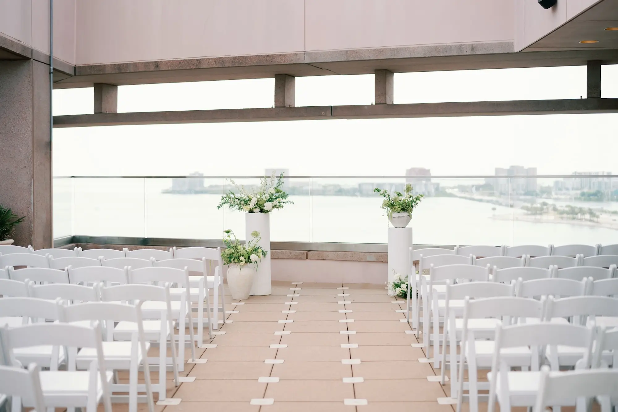 White and Green Golf-Inspired Wedding | Grand Hyatt Tampa Bay