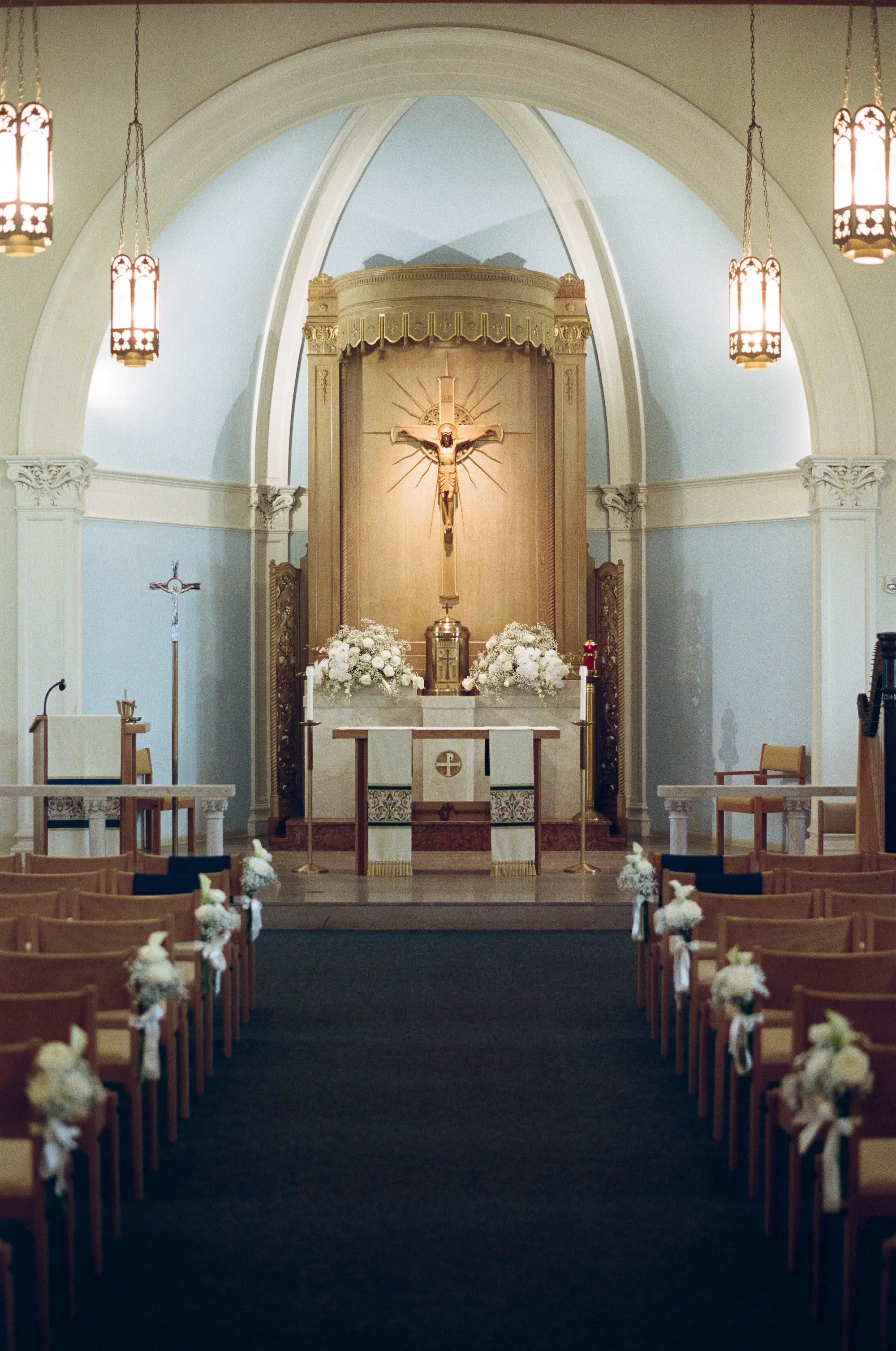 Timeless White Floral Arrangements Wedding Ceremony Decor Inspiration | Traditional Catholic Church Tampa Bay Wedding Ceremony Academy of Holy Names
