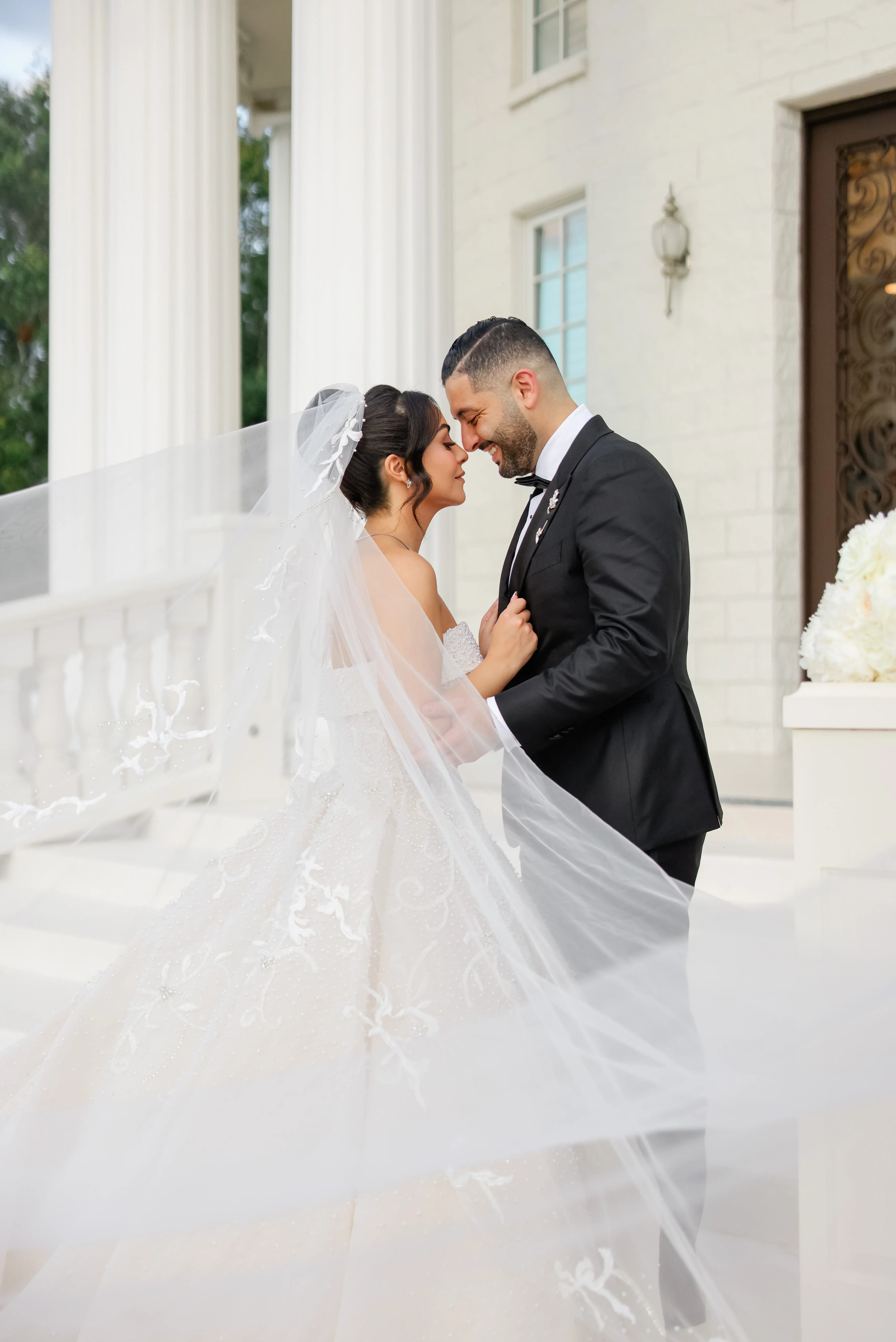 Bride and Groom Wedding Portrait | Tampa Bay Photographer Lifelong Photography Studio
