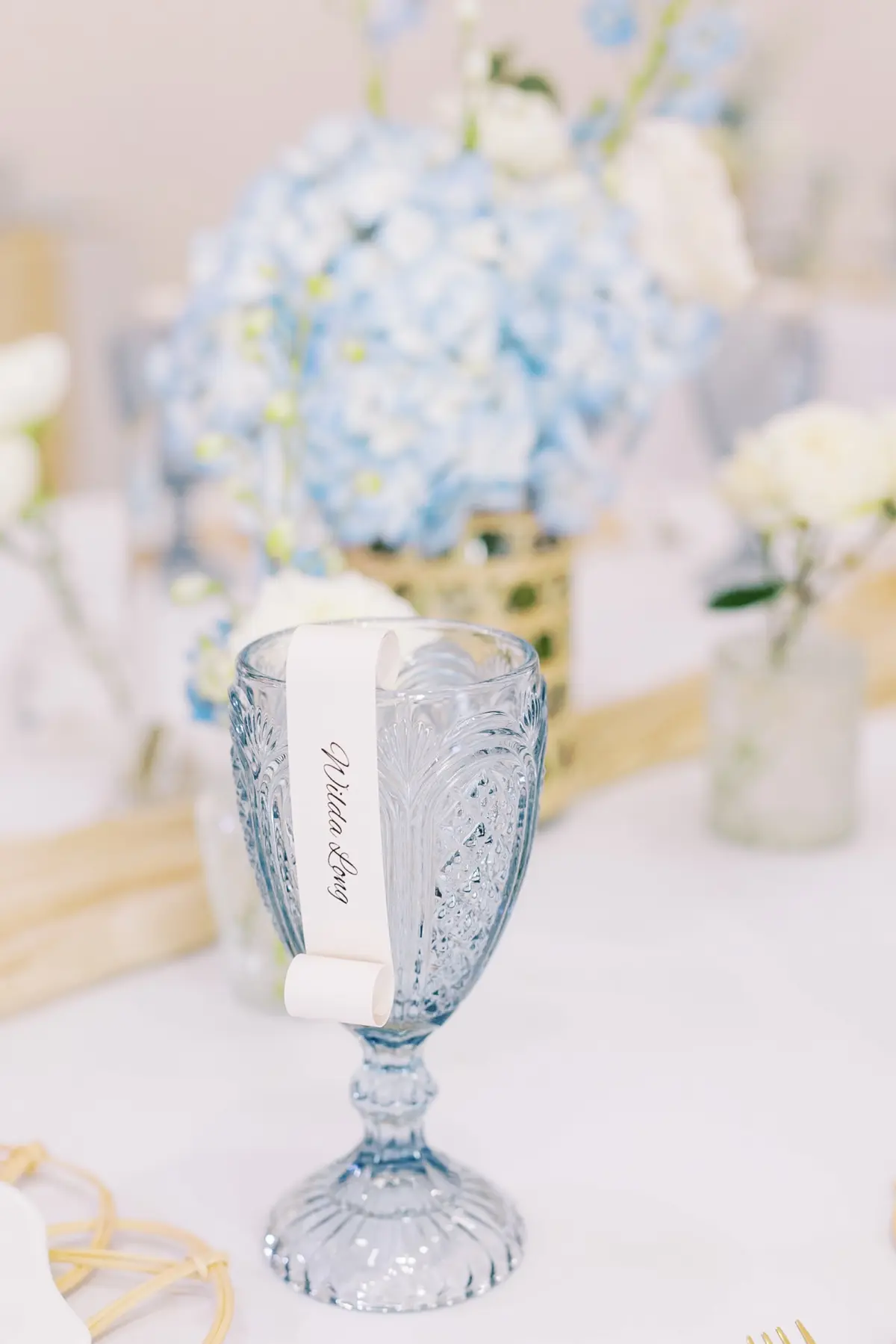 Elegant Blue and White Wedding Reception Place Card Decor Ideas