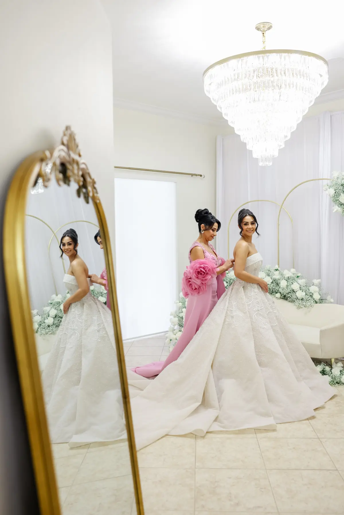 5Luxurious Cream White and Gold Ballroom Wedding Inspiration - “Best Of” 2025: Wedding Portraits Bride Getting Ready Wedding Portrait