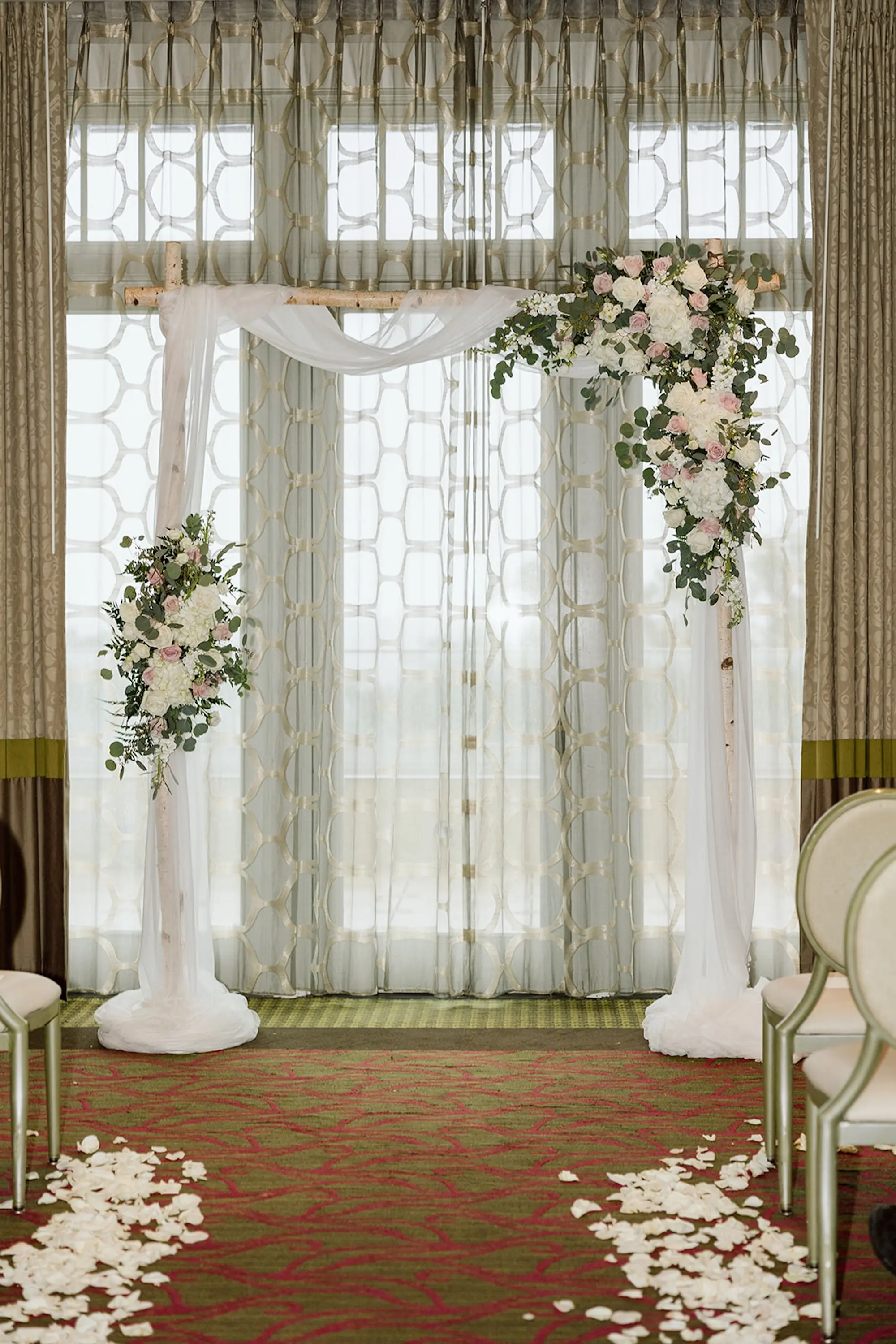 BW Post deannasaltmedia 2.18 - Tampa Bay Venues Offering Intimate Wedding Elopement Packages BW Post deannasaltmedia 2.18