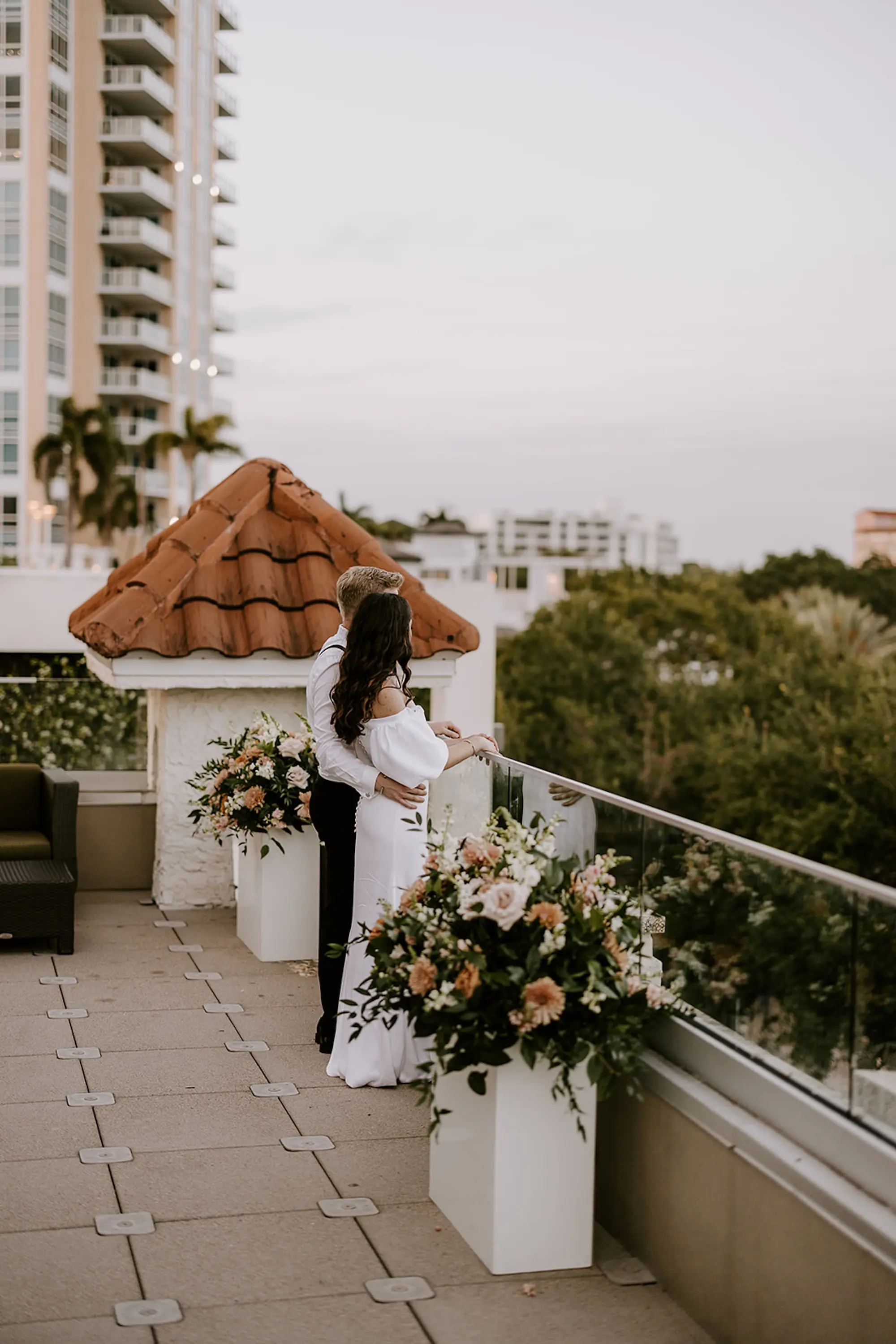 Balcony tiffanyjoyphoto - Tampa Bay Venues Offering Intimate Wedding Elopement Packages Balcony tiffanyjoyphoto