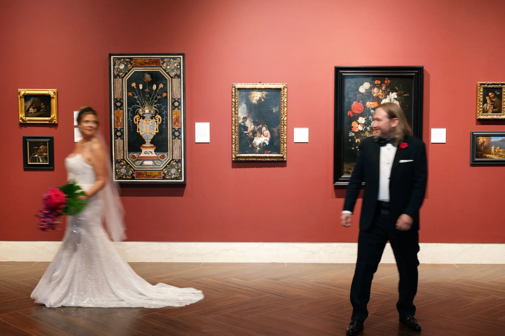Bride and Groom First Look Wedding Portrait | St Pete Event Venue Musuem of Fine Art | Tampa Bay Photographer Dewitt For Love