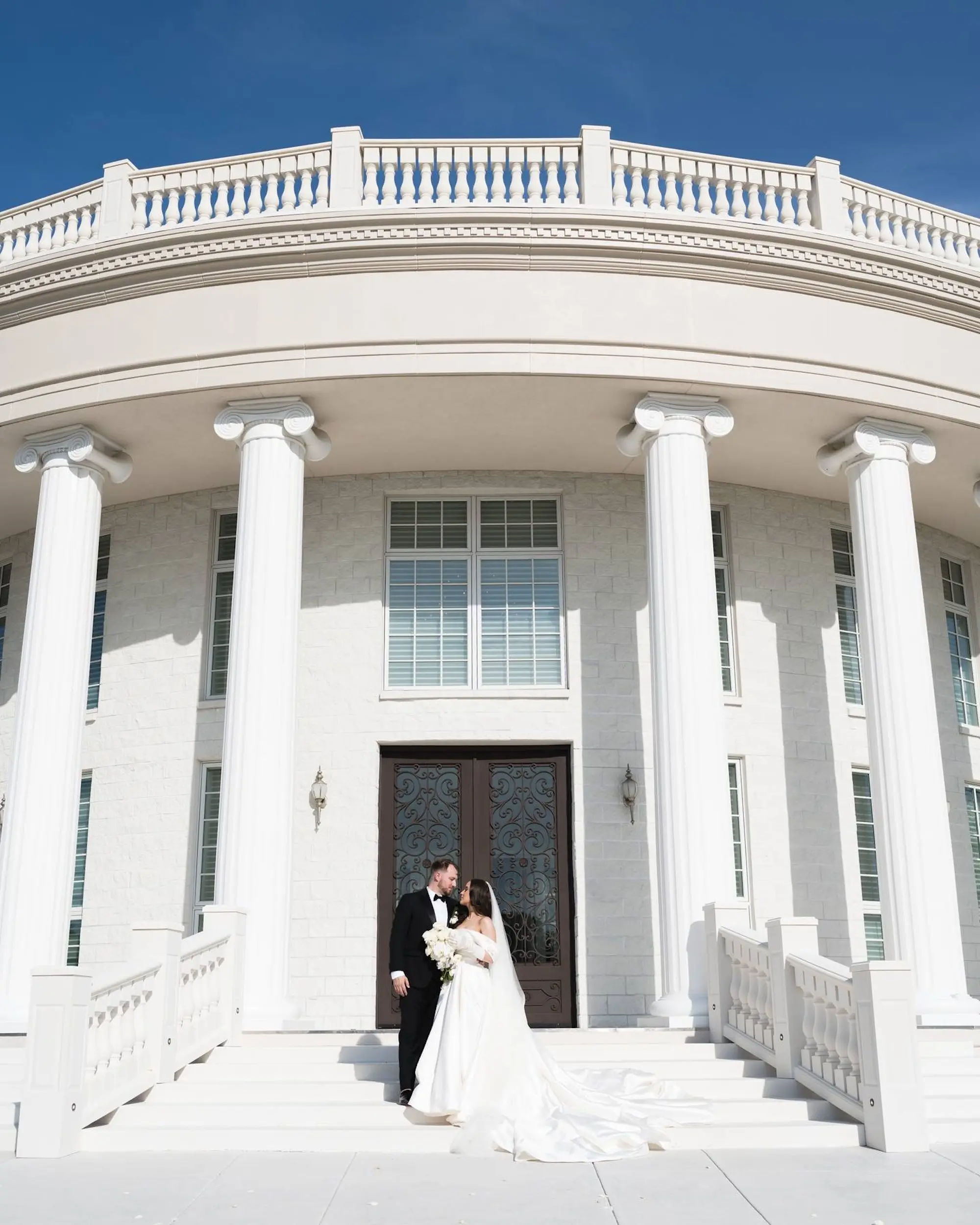 Bride and Groom Wedding Portrait | Tampa Bay Event Venue Whitehurst Gallery