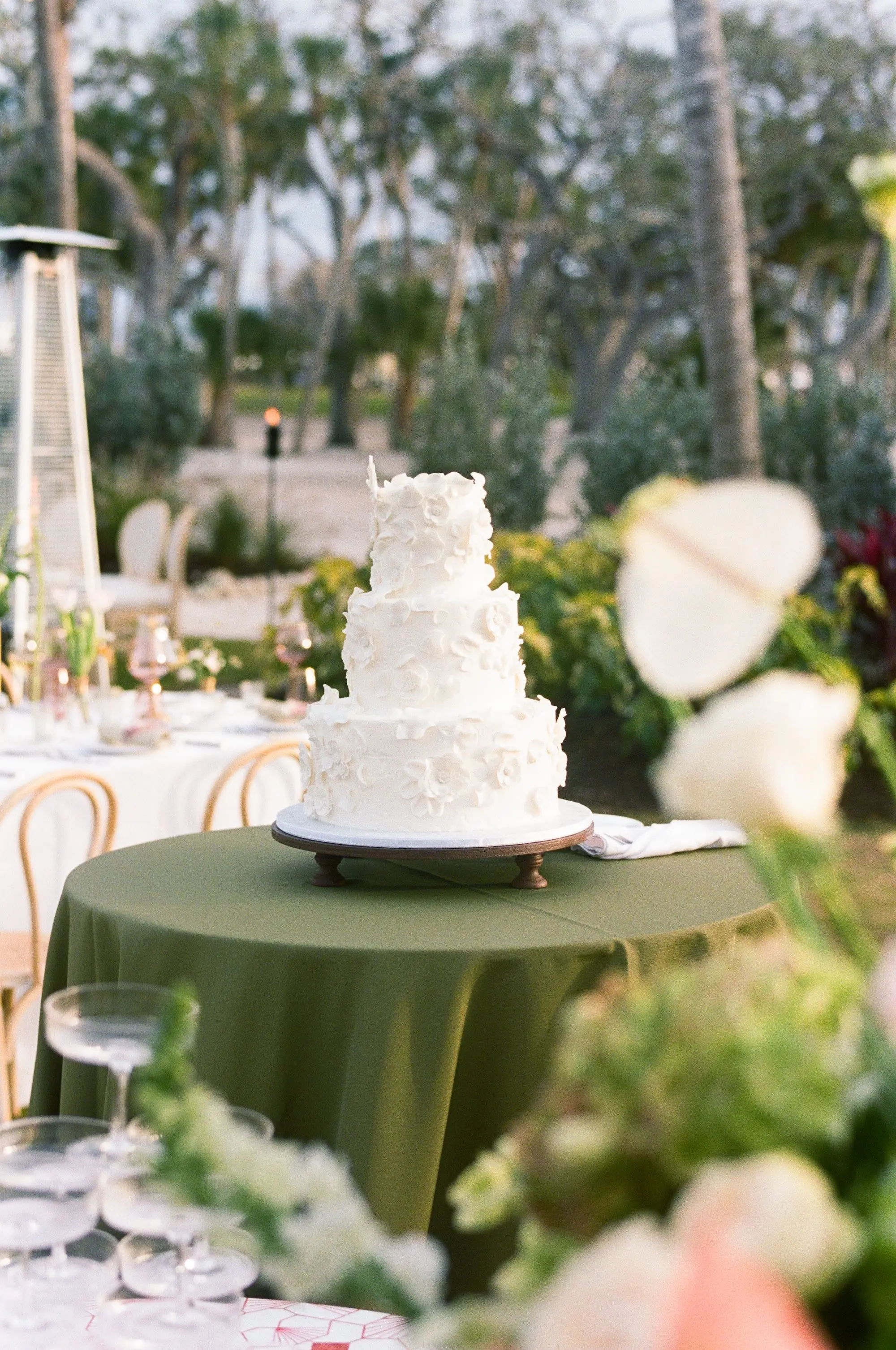 White Round Three-Tiered Wedding Cake Ideas