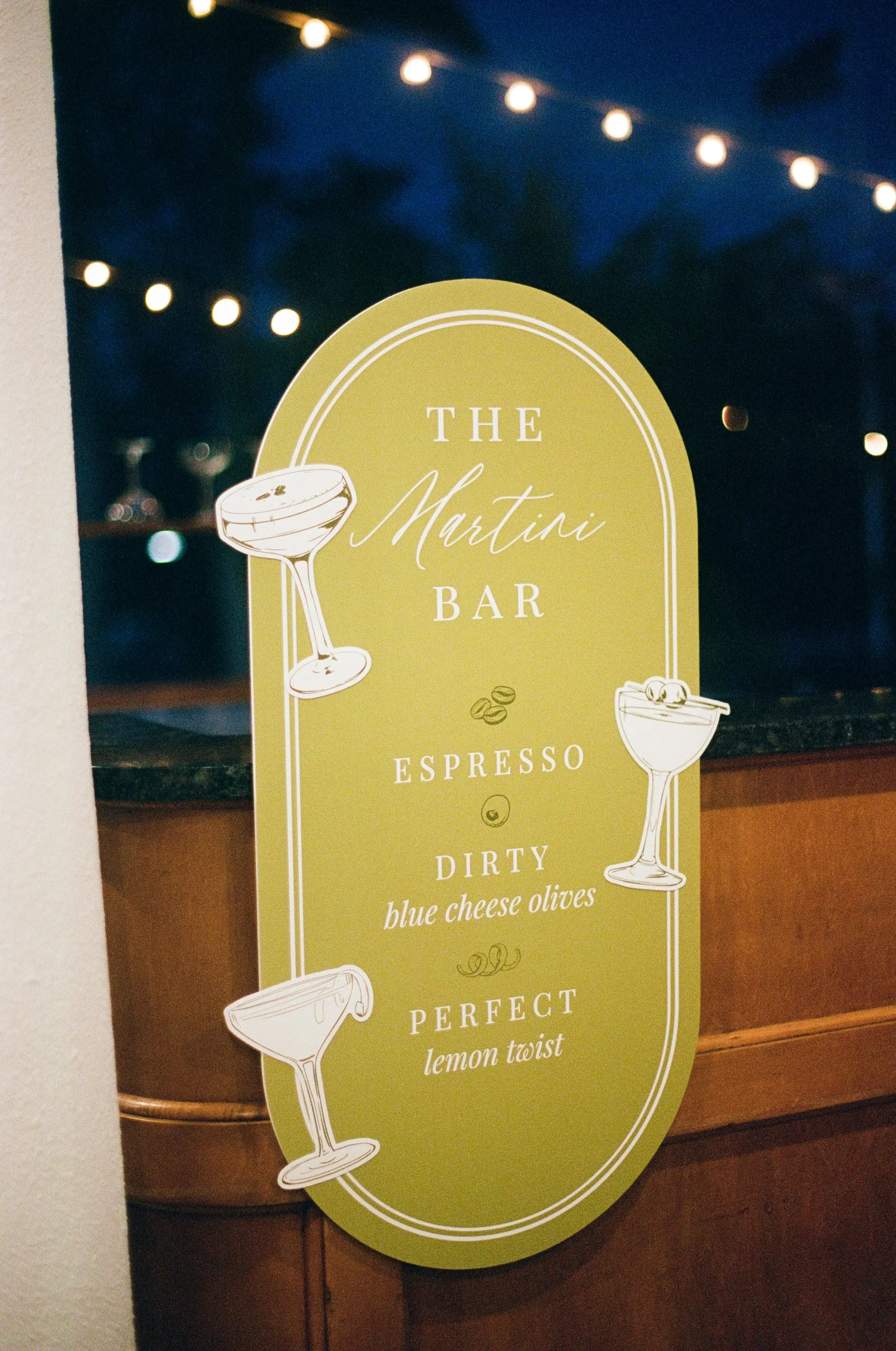 Luxurious Gold Wedding Reception Bar Sign Display Ideas
