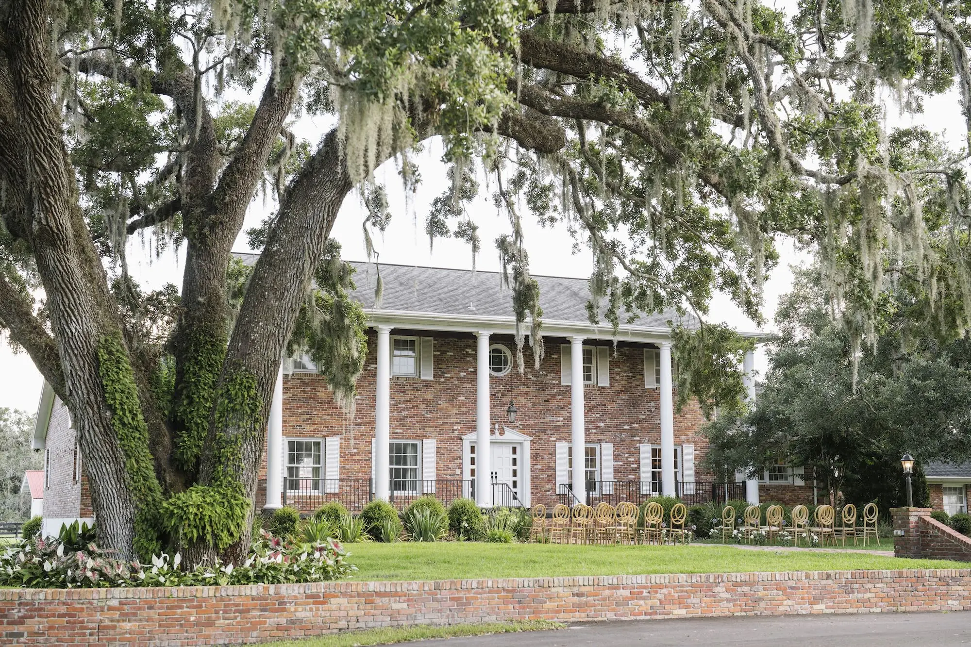Modern Garden Party Wedding Ceremony Inspiration | Tampa Bay Event Venue The Colonial at Sunset