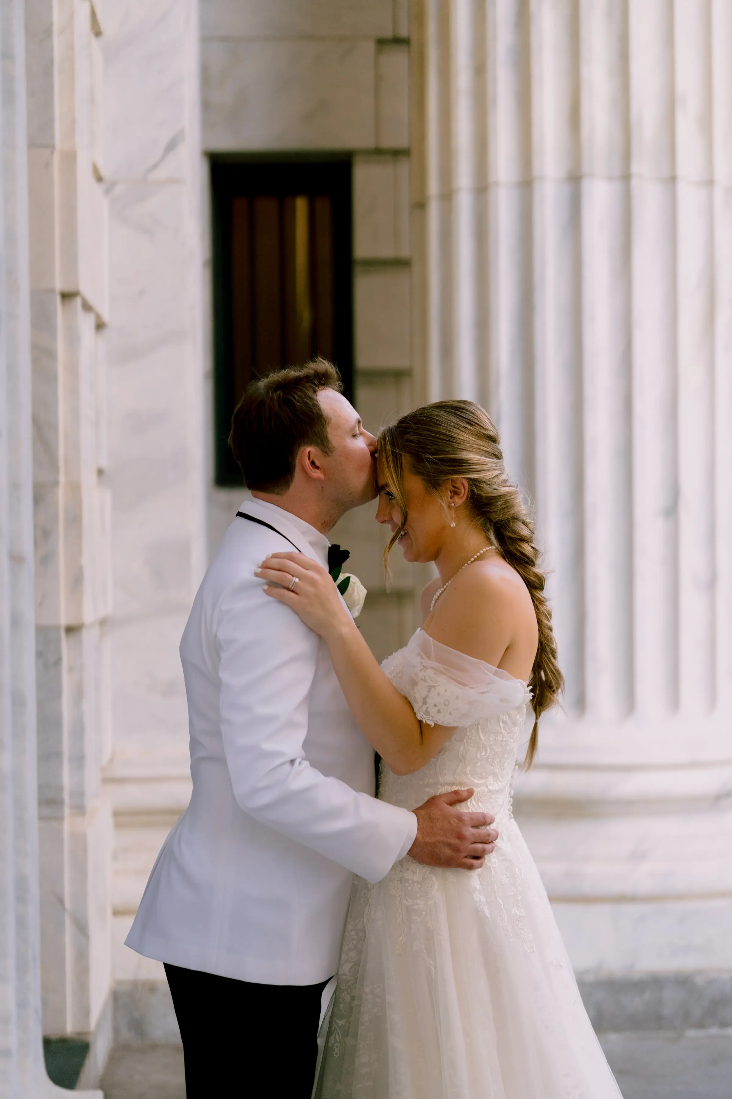11Classic White Wedding Decor Ideas Tampa Venue Le Meriden - “Best Of” 2025: Wedding Portraits Bride and Groom Wedding Portrait | Tampa Bay Event Venue Le Meridien | Photographer We The Blackwells