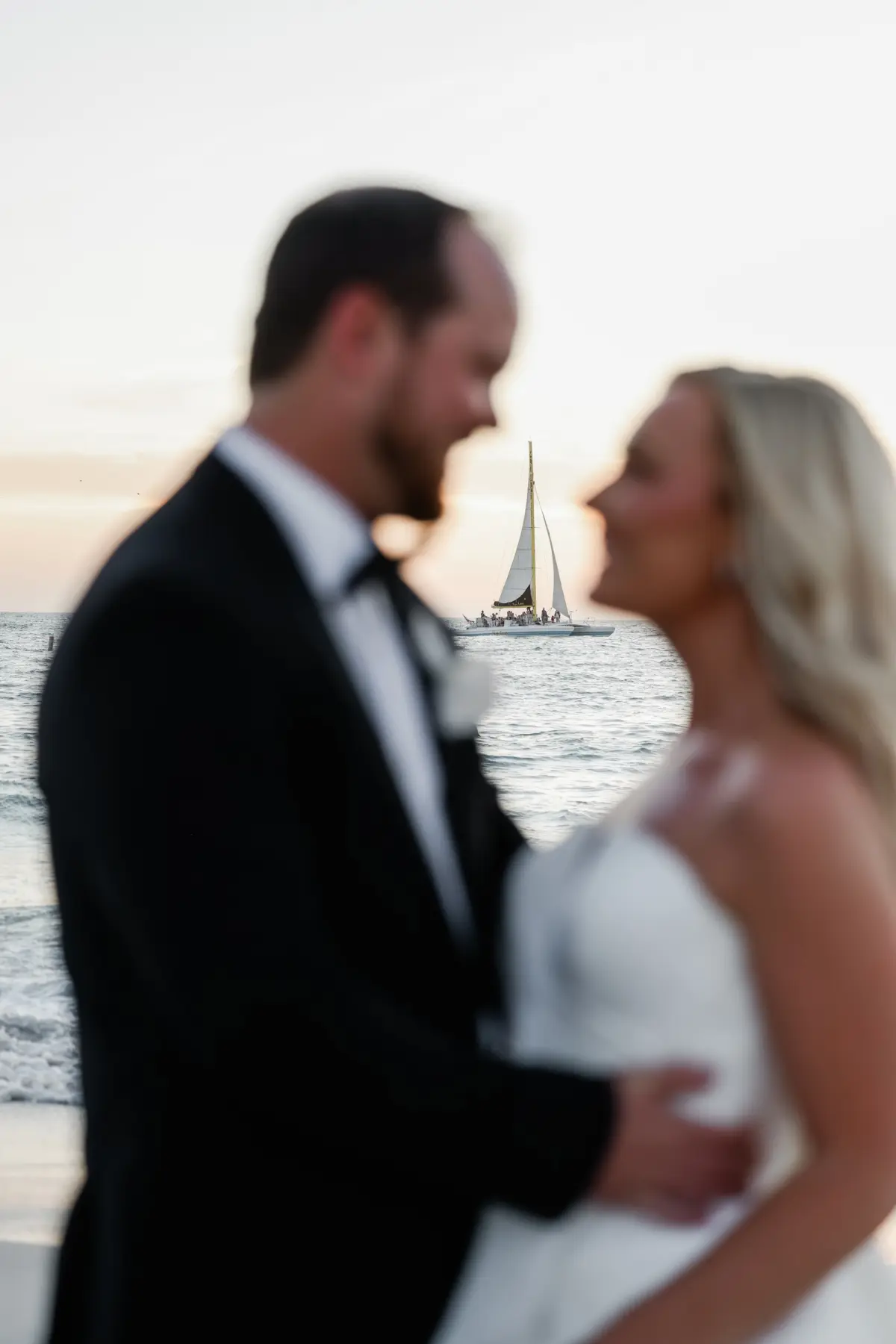 41Classic White Florida Wedding Ideas Venue Hyatt Clearwater Beach - Classic, White Rooftop Wedding | Hyatt Regency Clearwater Beach Bride and Groom Wedding Portrait Clearwater Beach | Tampa Bay Photographer Lifelong Photography Studio