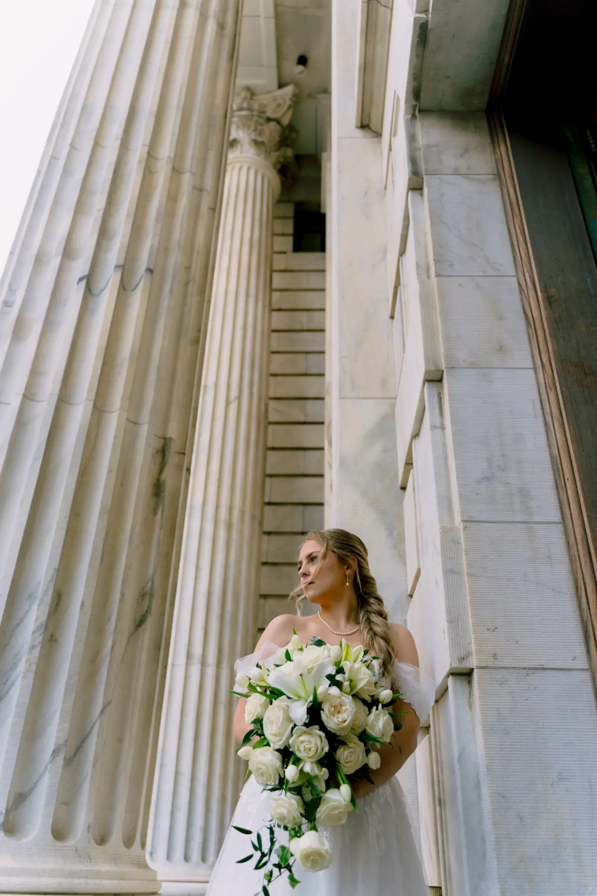 5Classic White Wedding Decor Ideas Tampa Venue Le Meriden - “Best Of” 2025: Wedding Portraits White Bridal Bouquet Inspiration | Tampa Bay Event Venue Le Meridien