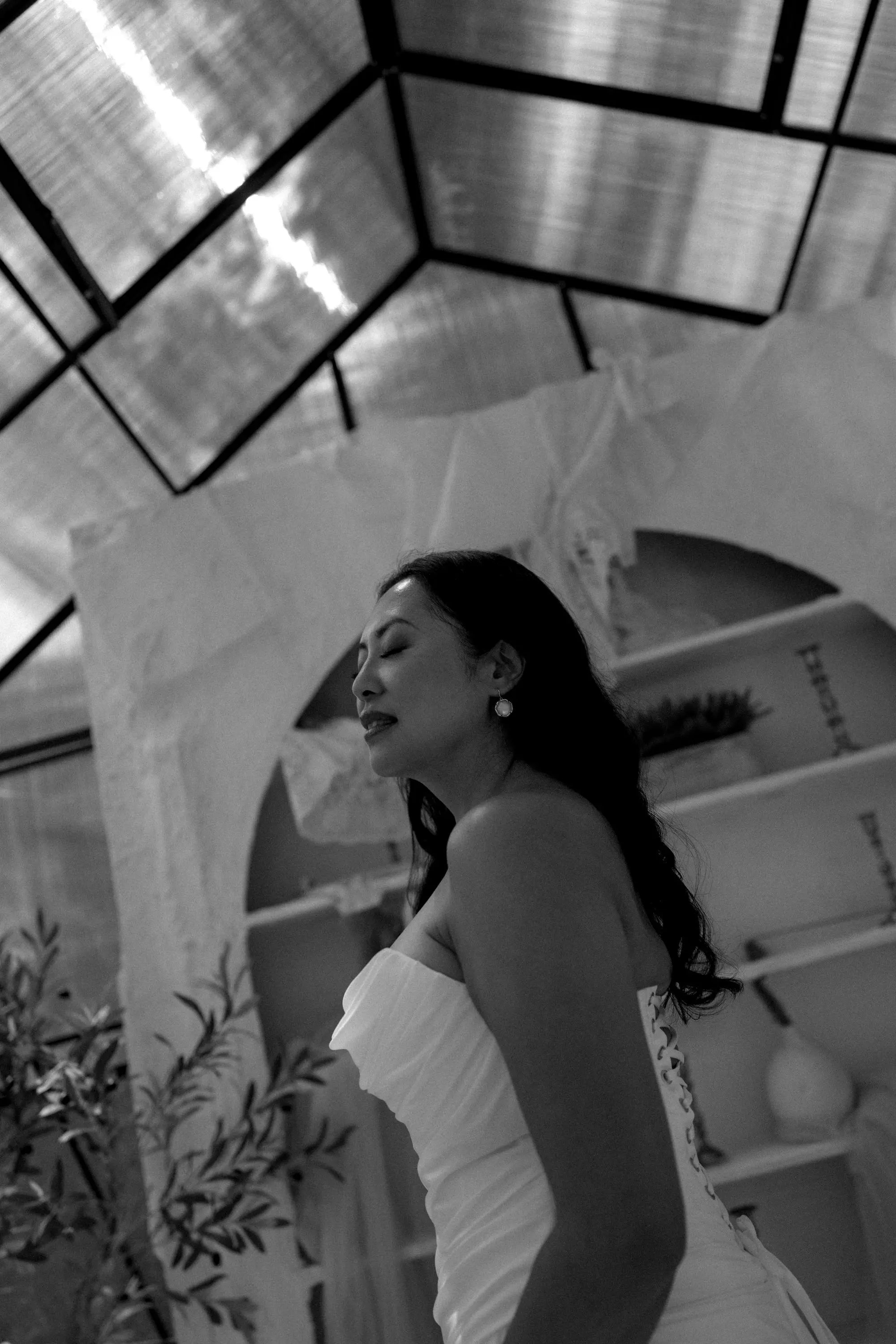Black and White Vintage Moody Greenhouse Wedding Inspiration | Tampa Photographer Amber Yonker Photography Dresses Truly Forever Bridal