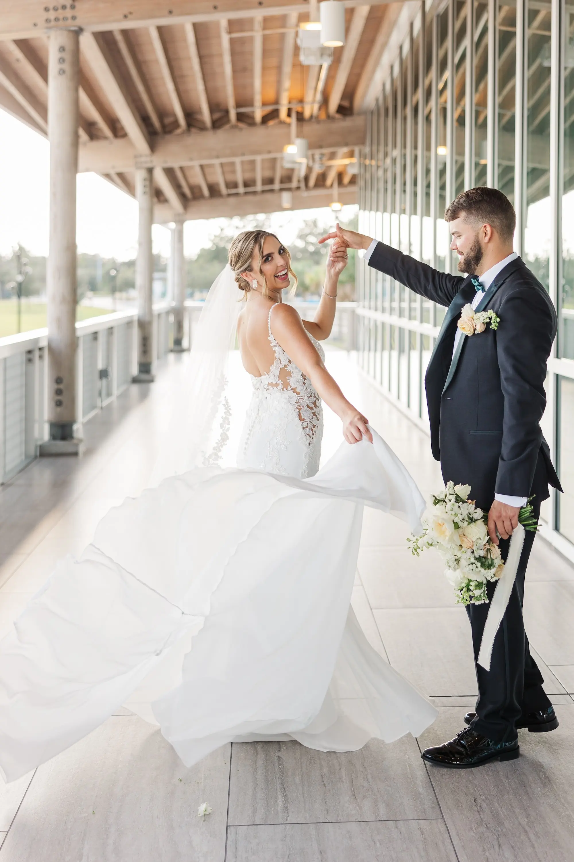 15Classic Emerald Green and Champagne Wedding Inspiration - Classic Emerald Green Downtown Tampa Wedding | Bob Buckhorn Center Bride and Groom Wedding Reception Portrait | Tampa Bay Photographer Mary Anna Photography