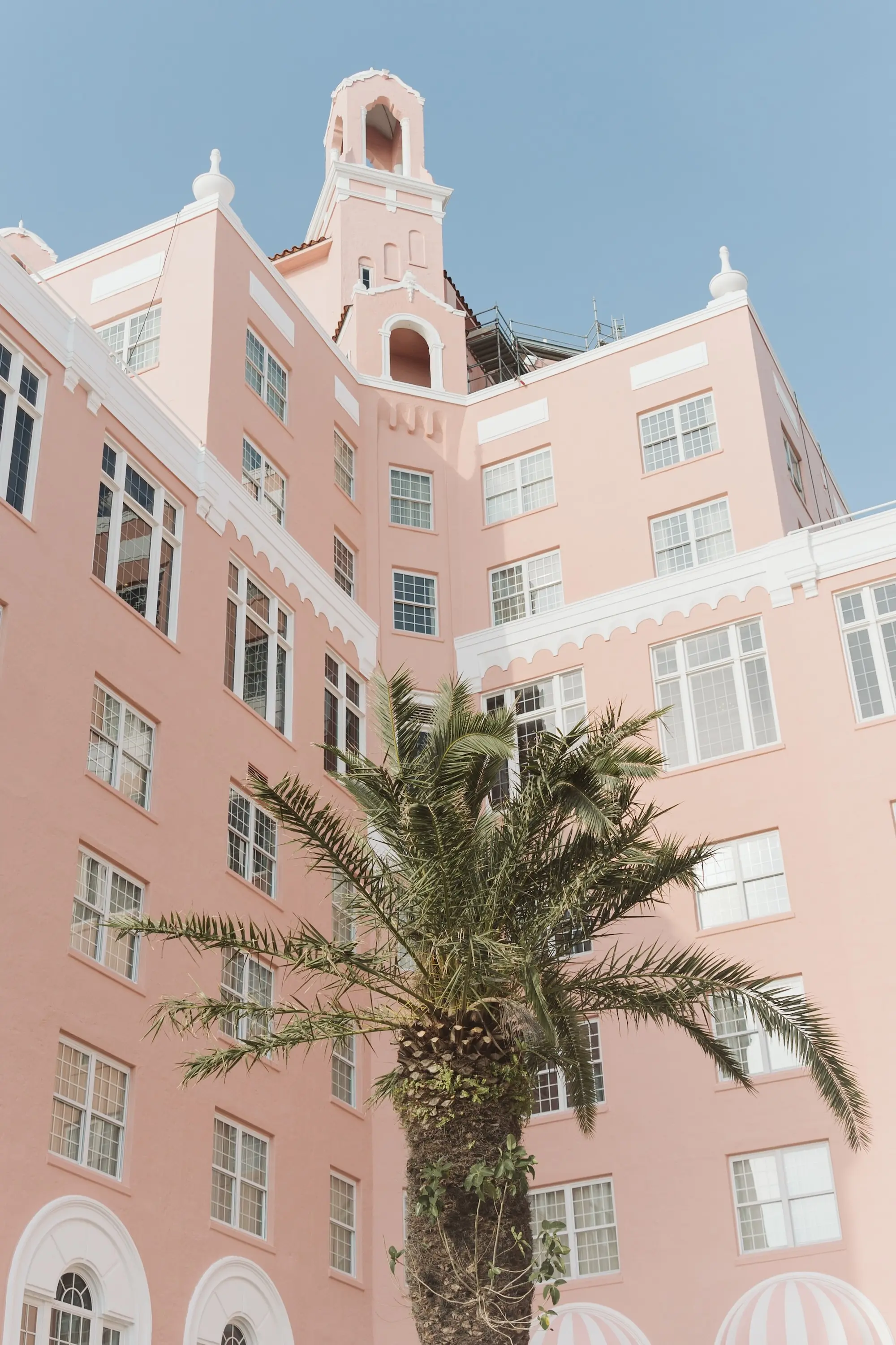 1Tropical Beach Boho Pink and Orange Wedding Inspiration St Pete Venue The Don CeSar - Vibrant, Tropical Boho St. Pete Beach Wedding | The Don CeSar Historic Pink Palace St Pete Beach Wedding Venue Don CeSar | St Pete Beach Resort Wedding Venue