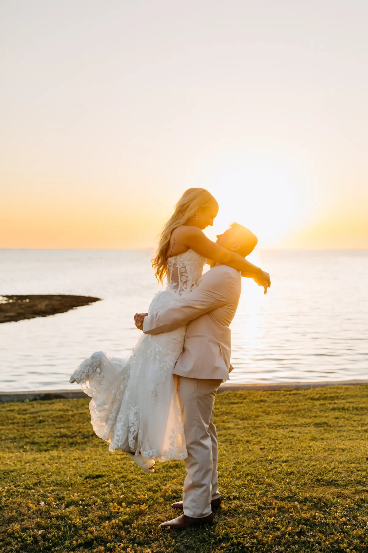 25Romantic Outdoor Waterfront Green Garden Wedding Inspiration - “Best Of” 2025: Wedding Portraits Bride and Groom Wedding Portrait | Sarasota Photographer Amber McWhorter Photography