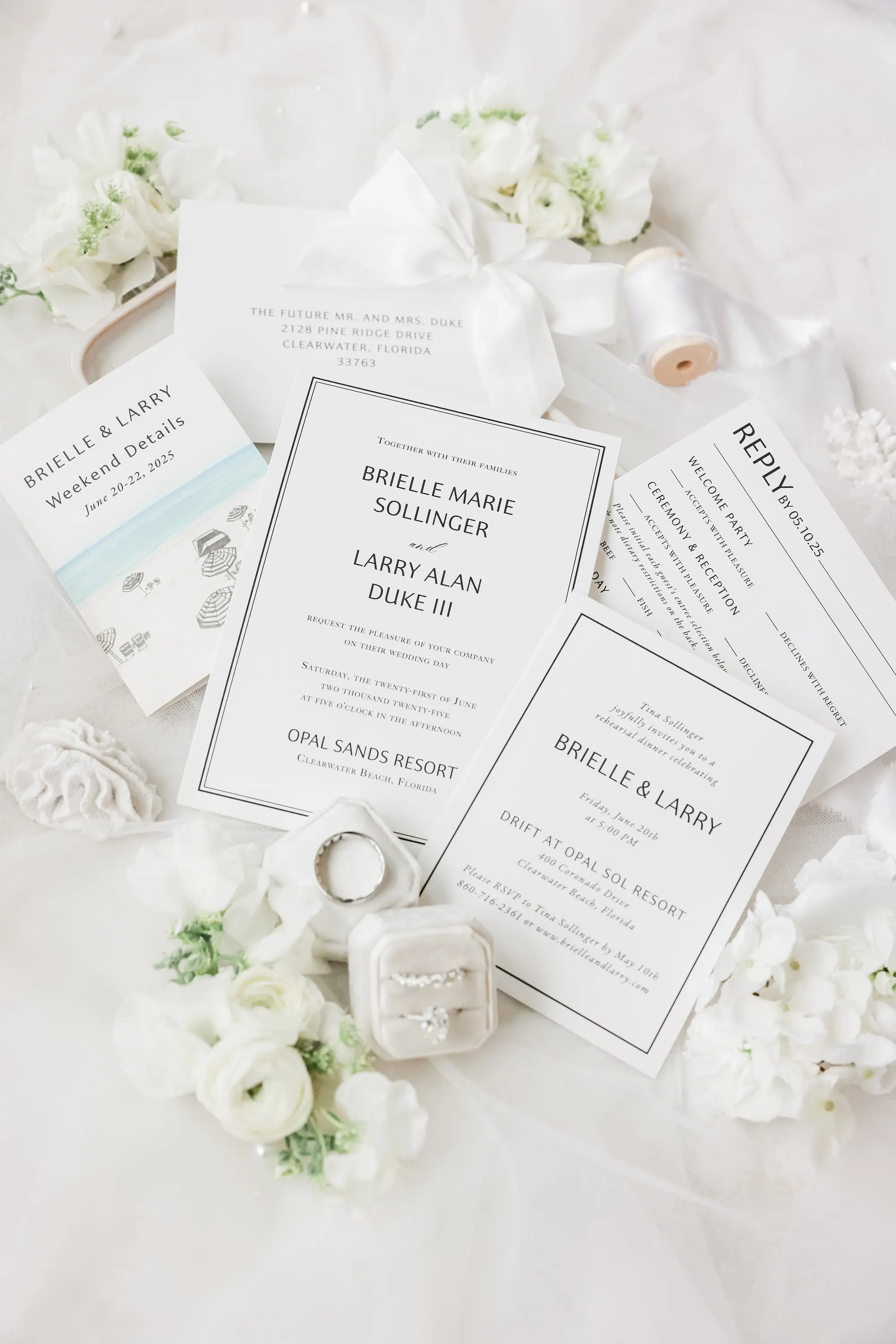 Chic Black and White Wedding Invitation Suite Inspiration