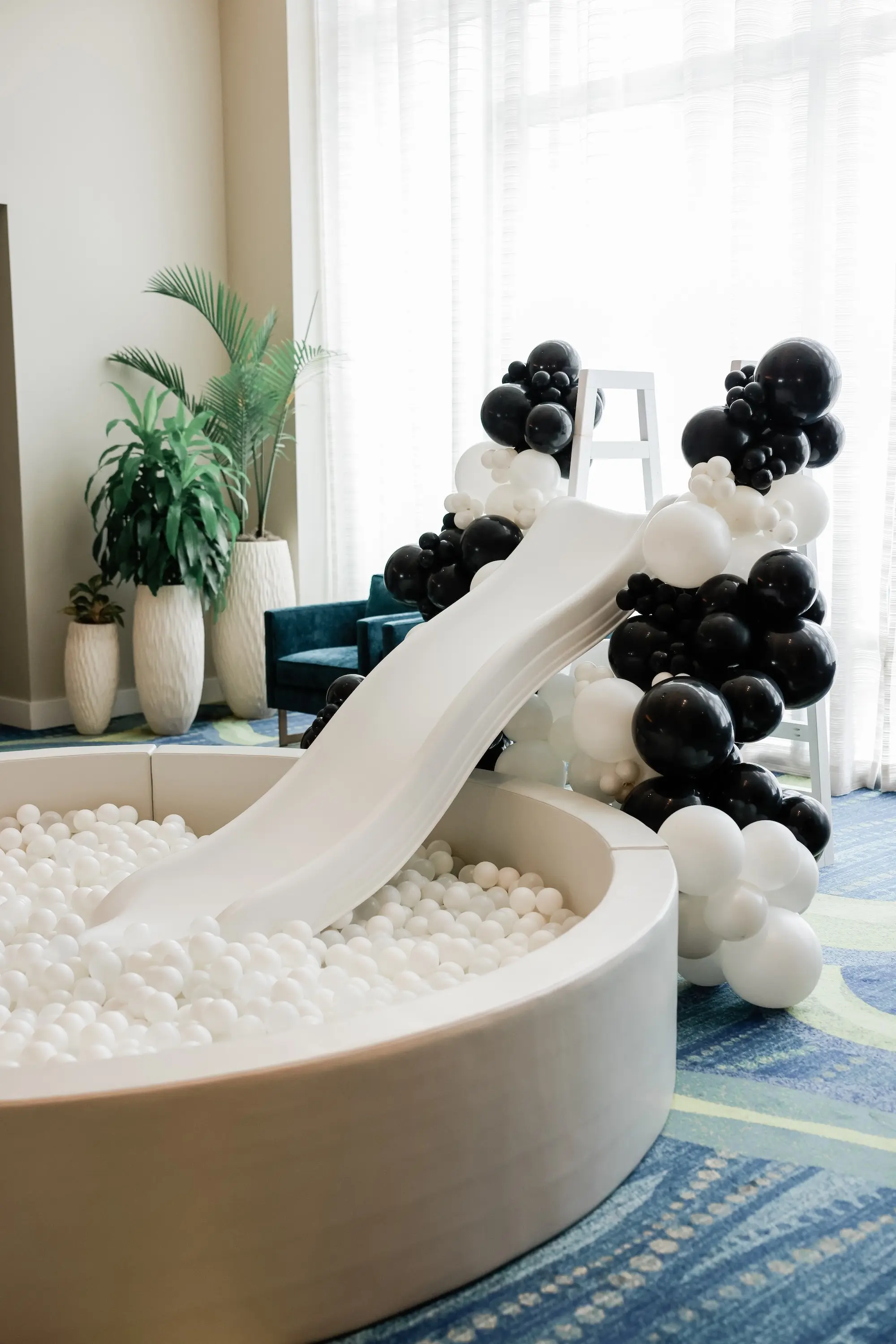 Chic Black and White Wedding Reception Ball Pit Ideas
