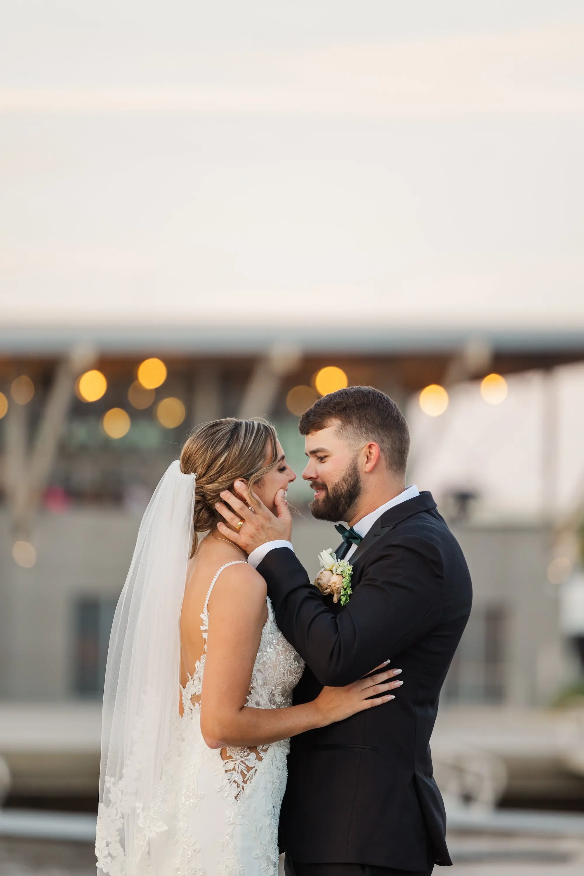 35Classic Emerald Green and Champagne Wedding Inspiration - Classic Emerald Green Downtown Tampa Wedding | Bob Buckhorn Center Bride and Groom Intimate Wedding Portrait | Tampa Bay Photographer Mary Anna Photography