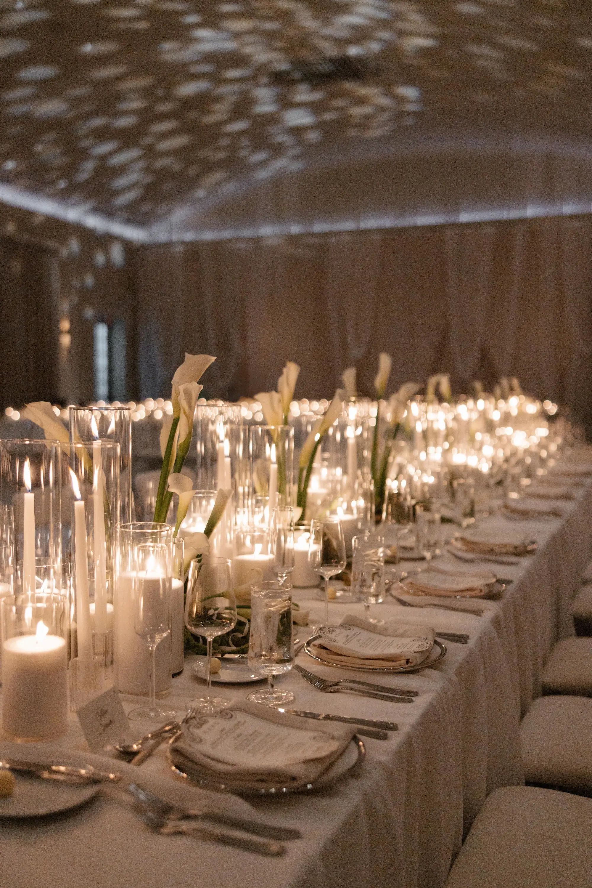 37Elegant Cream Vintage Wedding Inspiration - Luxurious, Neutral Downtown St. Pete Wedding | The Vinoy Elegant Cream Vintage Wedding Reception Place Setting Tablescape Decor Inspiration | St Pete Over The Top Rental Linens