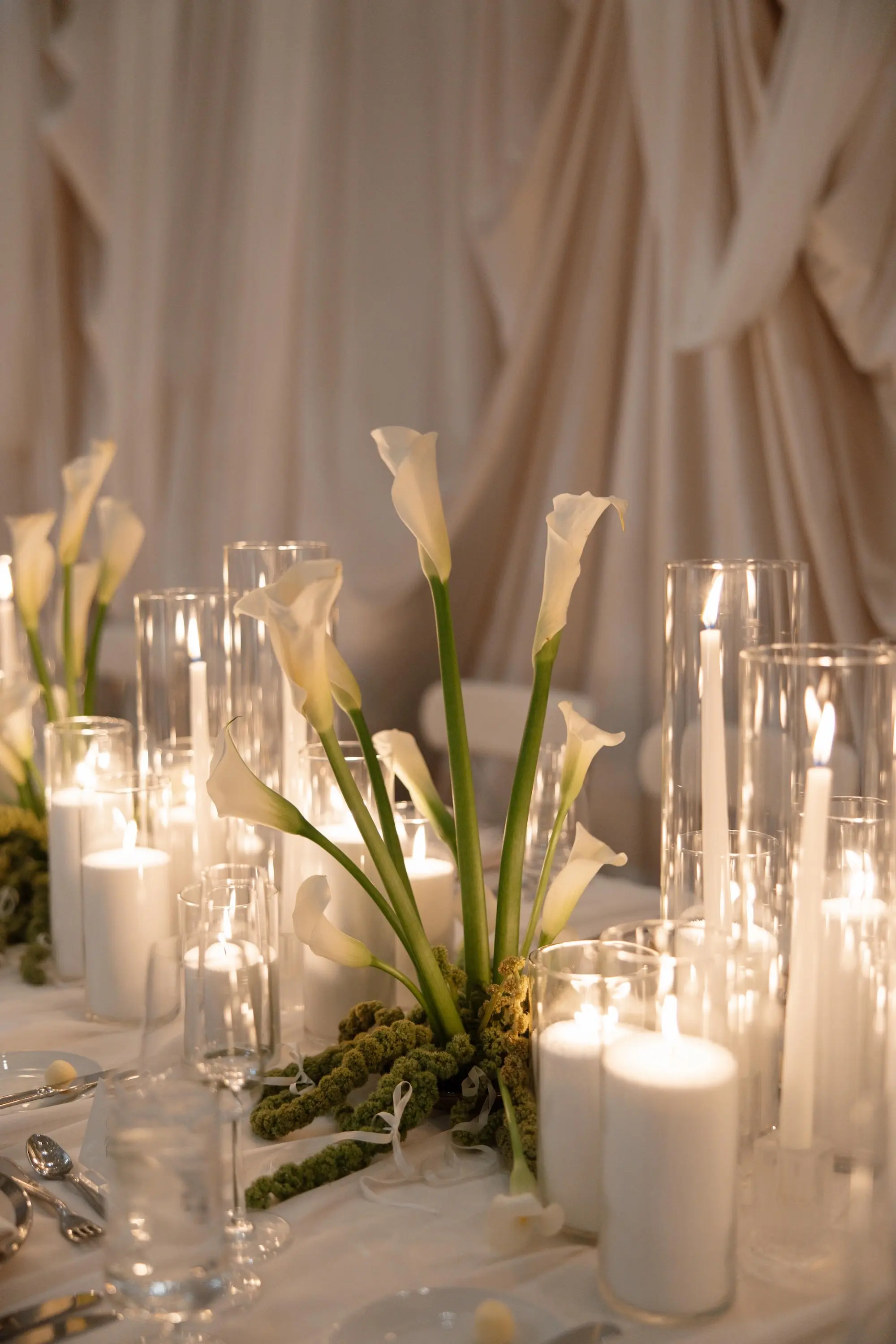 42Elegant Cream Vintage Wedding Inspiration - Luxurious, Neutral Downtown St. Pete Wedding | The Vinoy Elegant Cream Vintage Wedding Reception Centerpiece Decor Inspiration | White Calla Lily