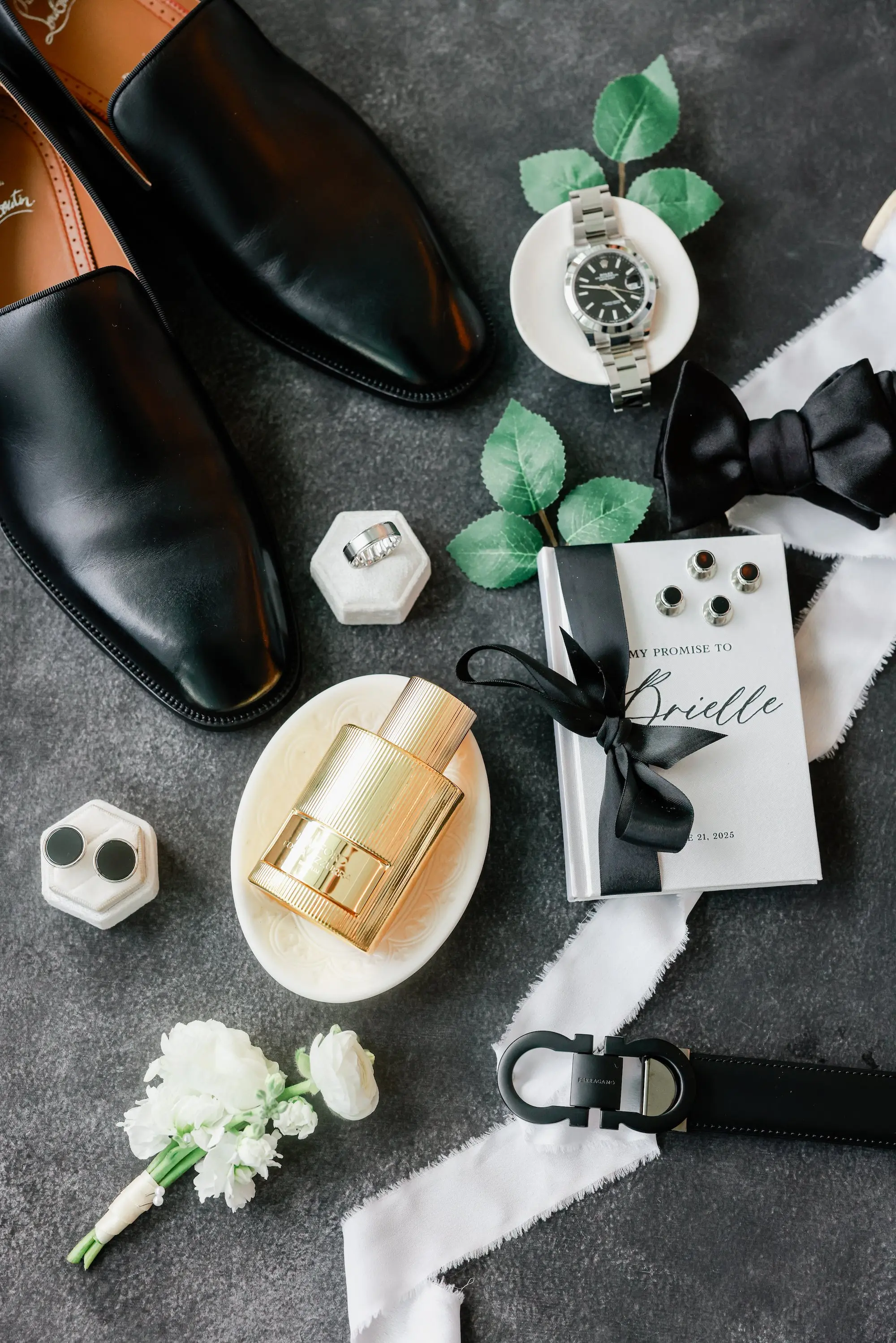 Groom's Wedding Day Accessories Ideas