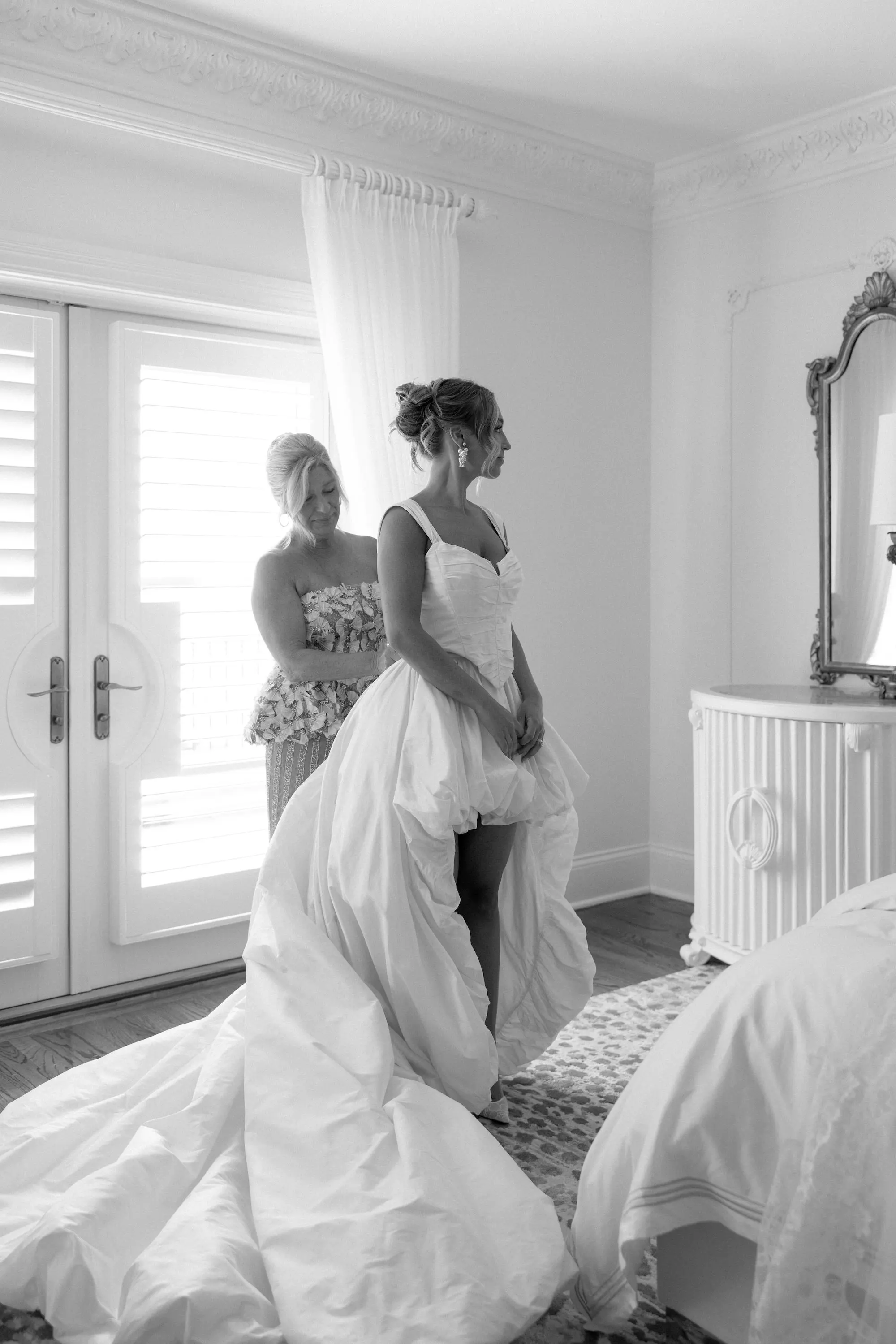 5Elegant Cream Vintage Wedding Inspiration - Luxurious, Neutral Downtown St. Pete Wedding | The Vinoy Bride Getting Ready Wedding Portrait