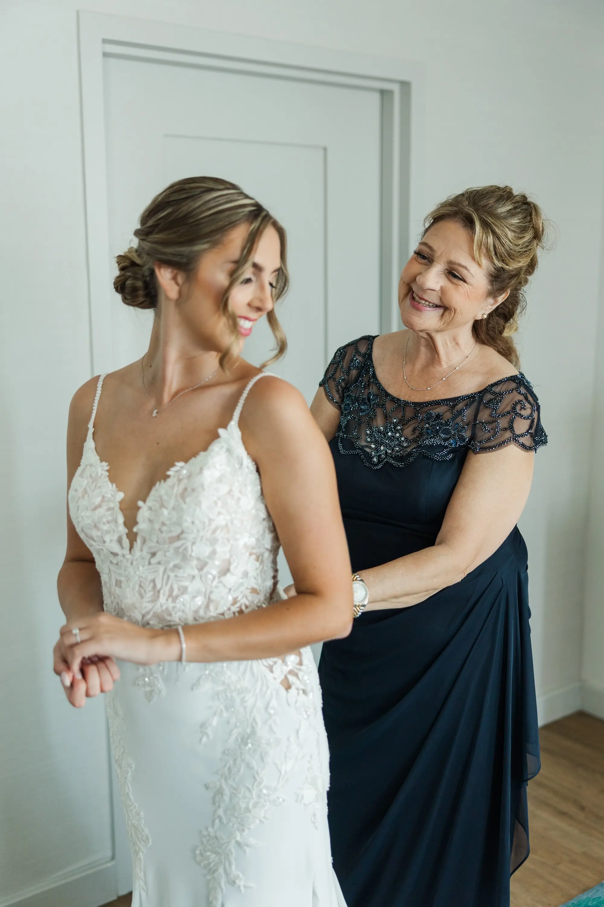 6Classic Emerald Green and Champagne Wedding Inspiration - Classic Emerald Green Downtown Tampa Wedding | Bob Buckhorn Center Bride and Mother Getting Ready Wedding Portrait | Tampa Bay Photographer Mary Anna Photography