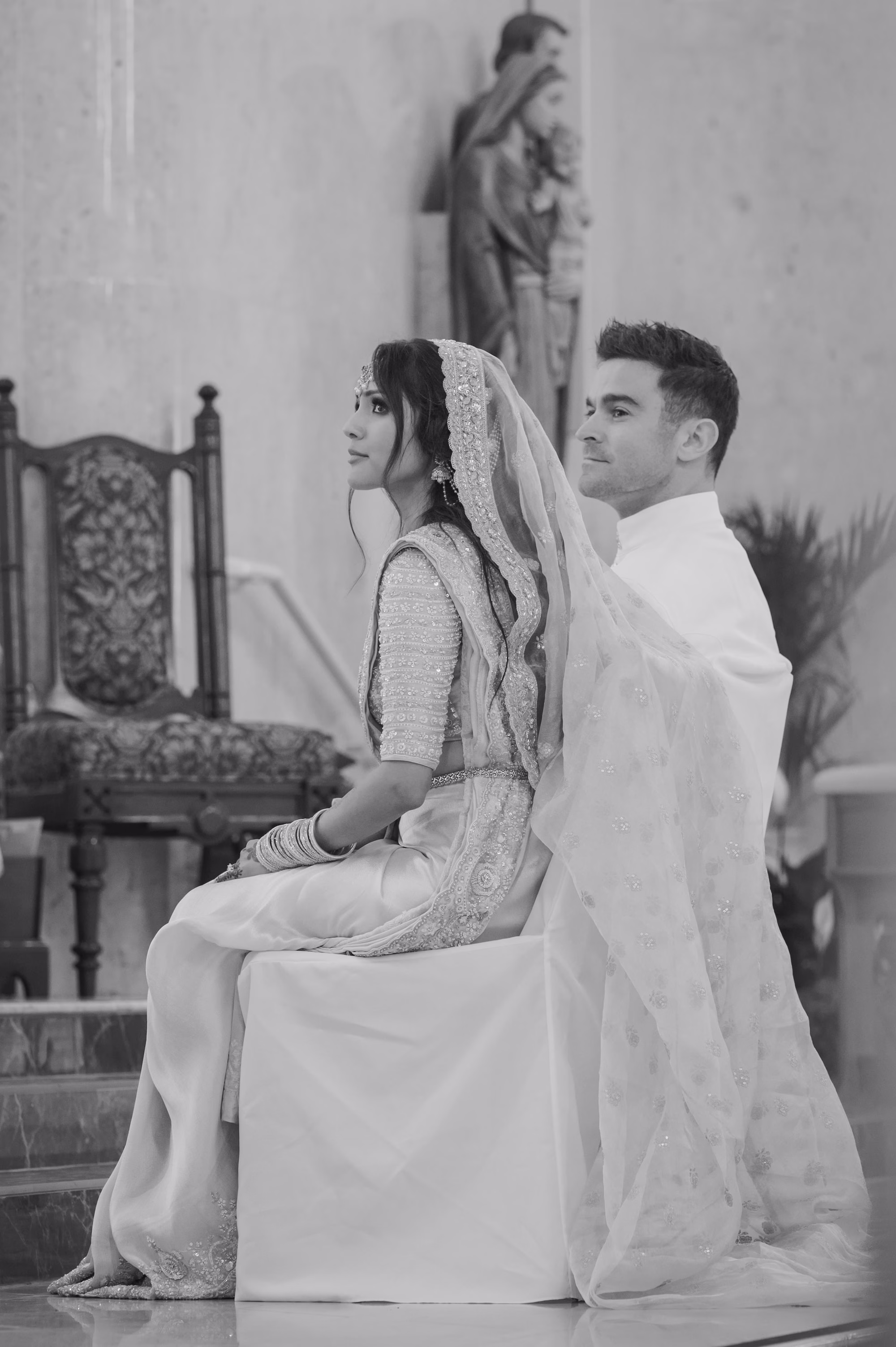 12Elegant Peach and Coral Wedding Ideas - Elegant Peach and Coral Tampa Wedding | The Centre Club Bride and Groom Wedding Portrait