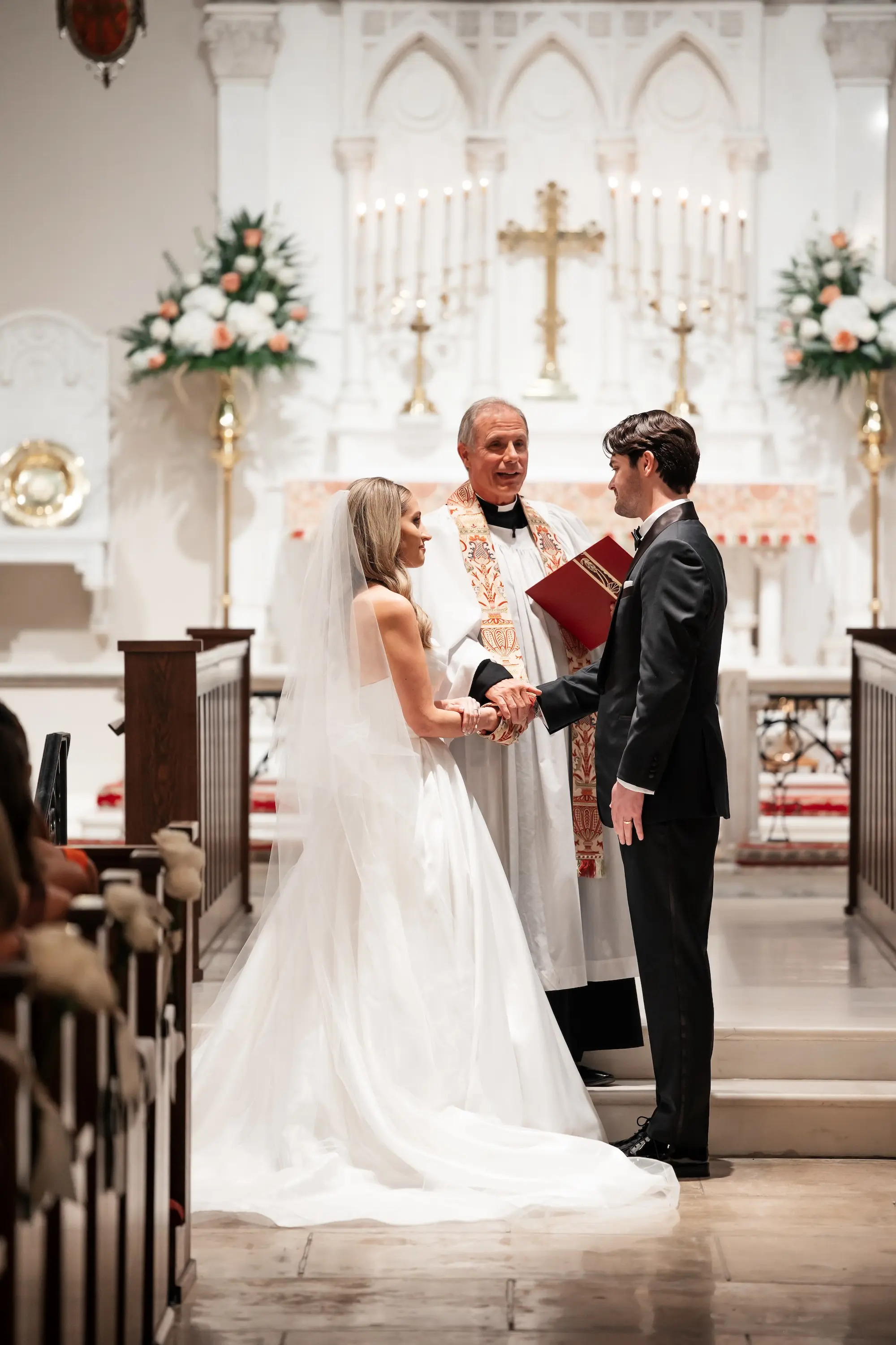 20Modern Black and White Wedding Inspiration - Timeless Black and White Downtown Tampa Wedding | The Vault Bride and Groom Wedding Ceremony Vow Exchange Wedding Portrait | Traditional Church Wedding Inspiration | Tampa Church Wedding Venue St. Andrew's Episcopal Church